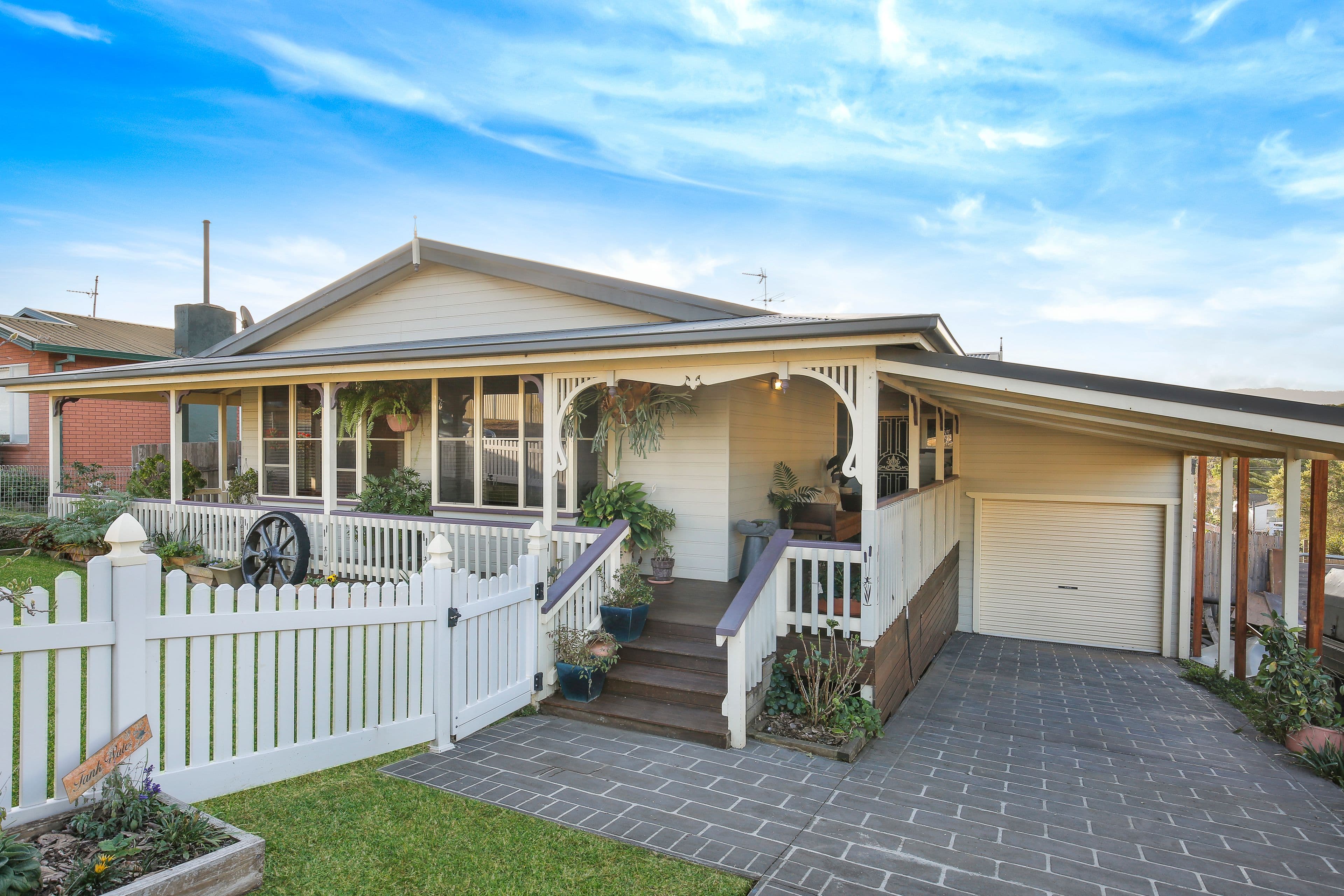 24 Stratford Road, Unanderra - Image 1