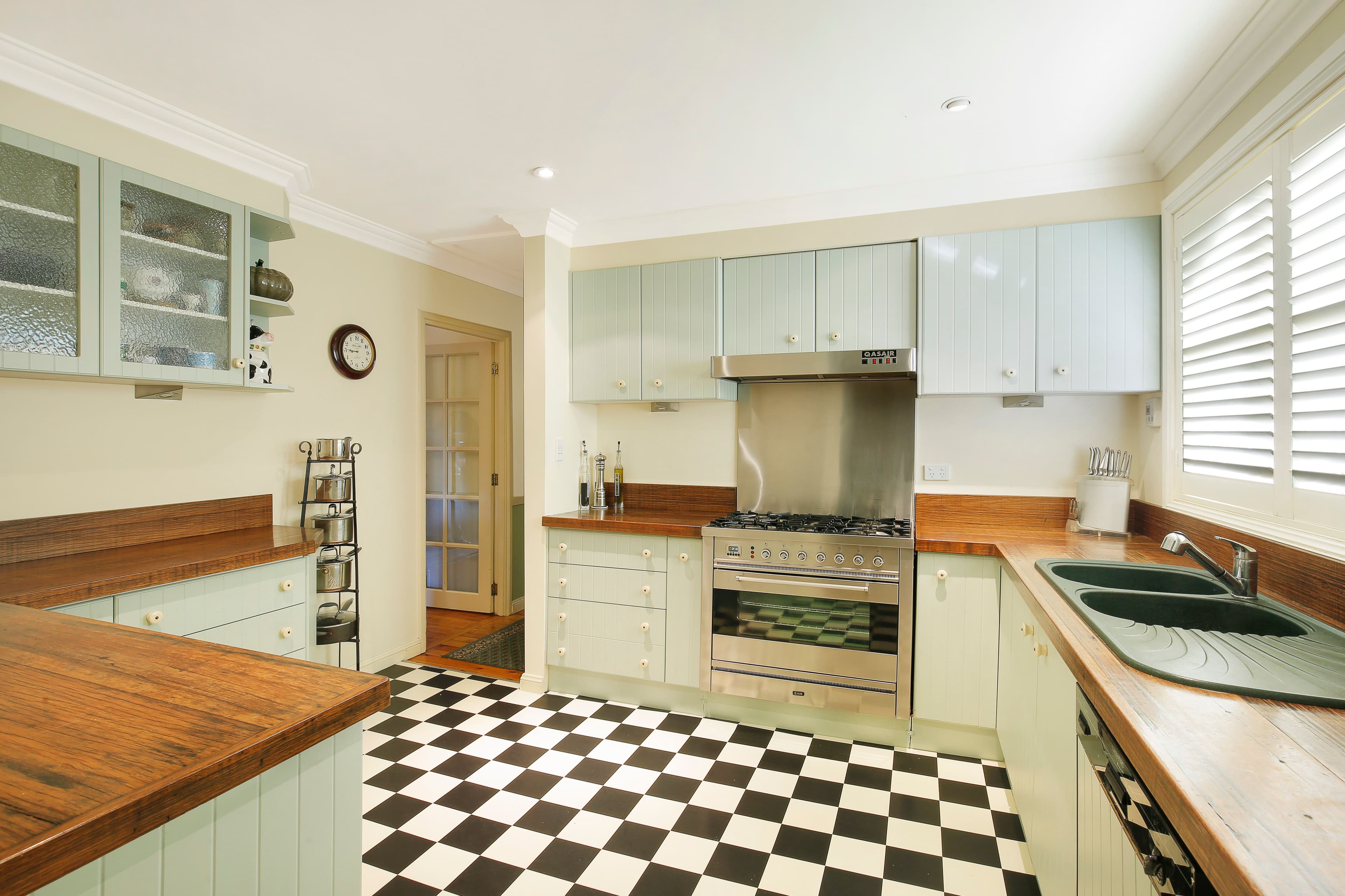 24 Stratford Road, Unanderra - Thumbnail 2