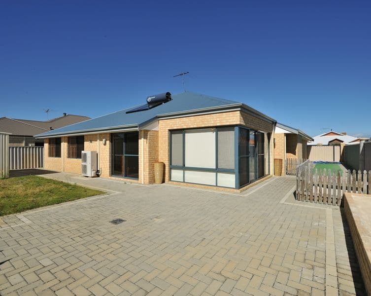 5  Amity Circuit, SHOALWATER WA 6169, Shoalwater - Thumbnail 4