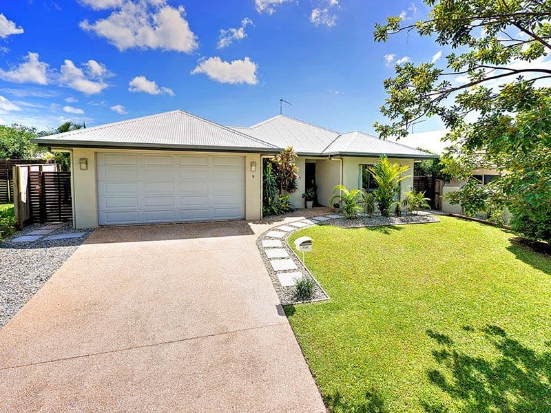 9 Botany Avenue, Redlynch QLD 4870, Redlynch - Image 1