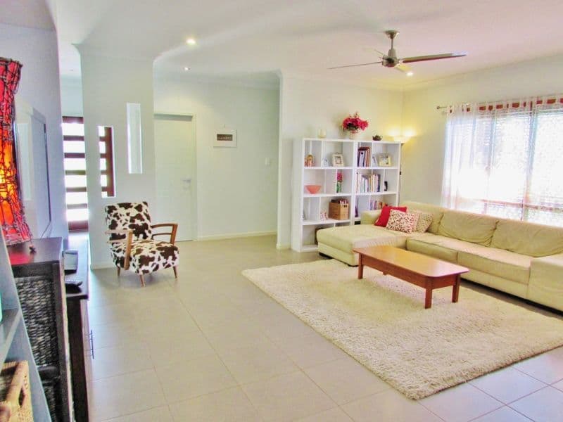 9 Botany Avenue, Redlynch QLD 4870, Redlynch - Thumbnail 2