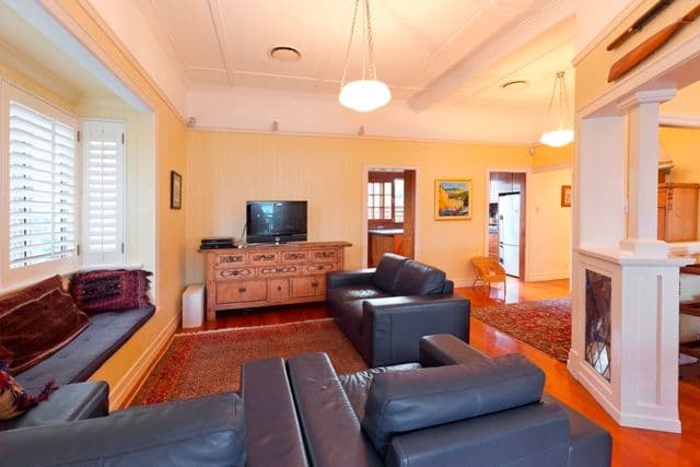 6 McConnell Street, BULIMBA QLD 4171, Bulimba - Thumbnail 3