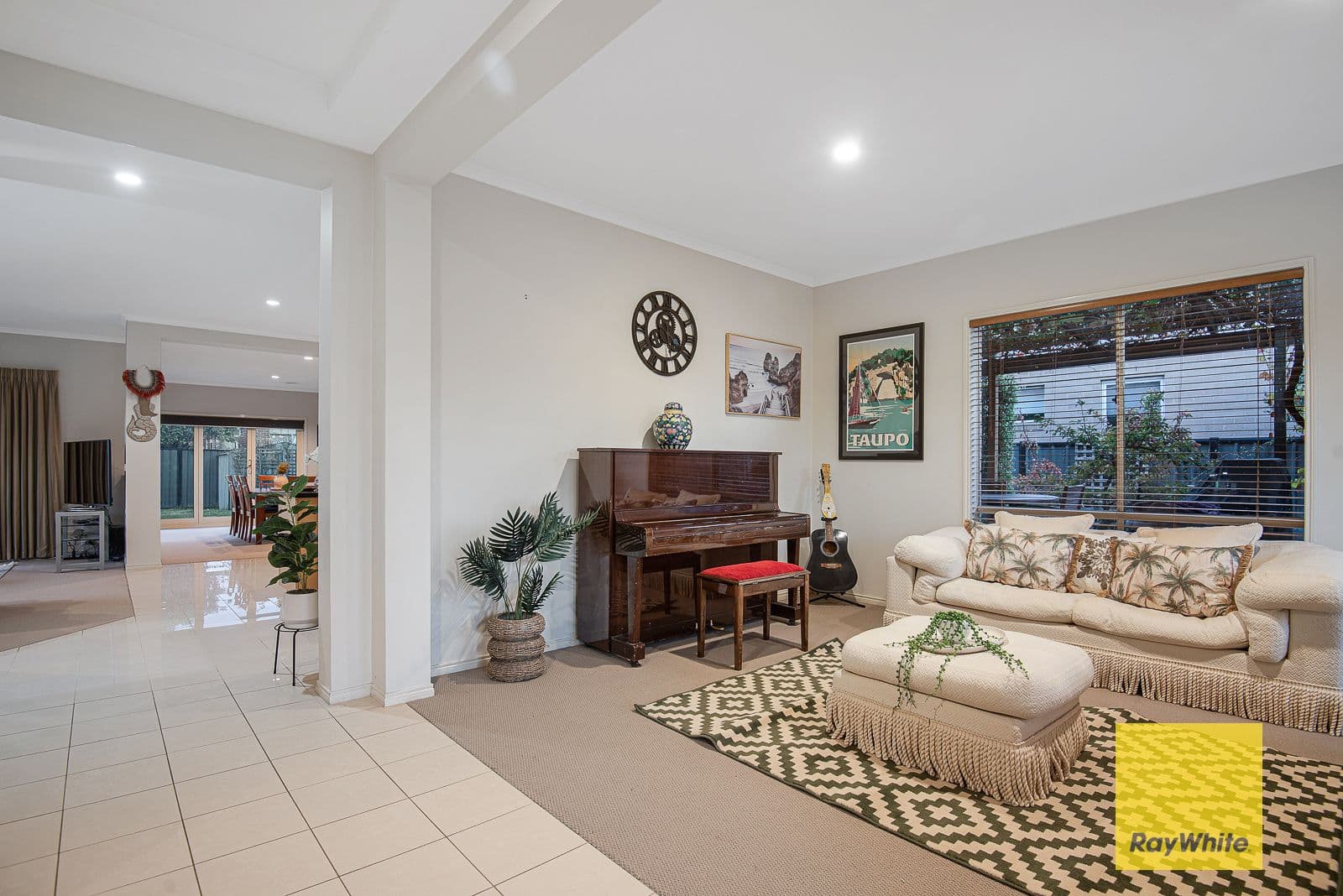 16 Banjo Paterson Circle, Point Cook VIC 3030, Point Cook - Thumbnail 2