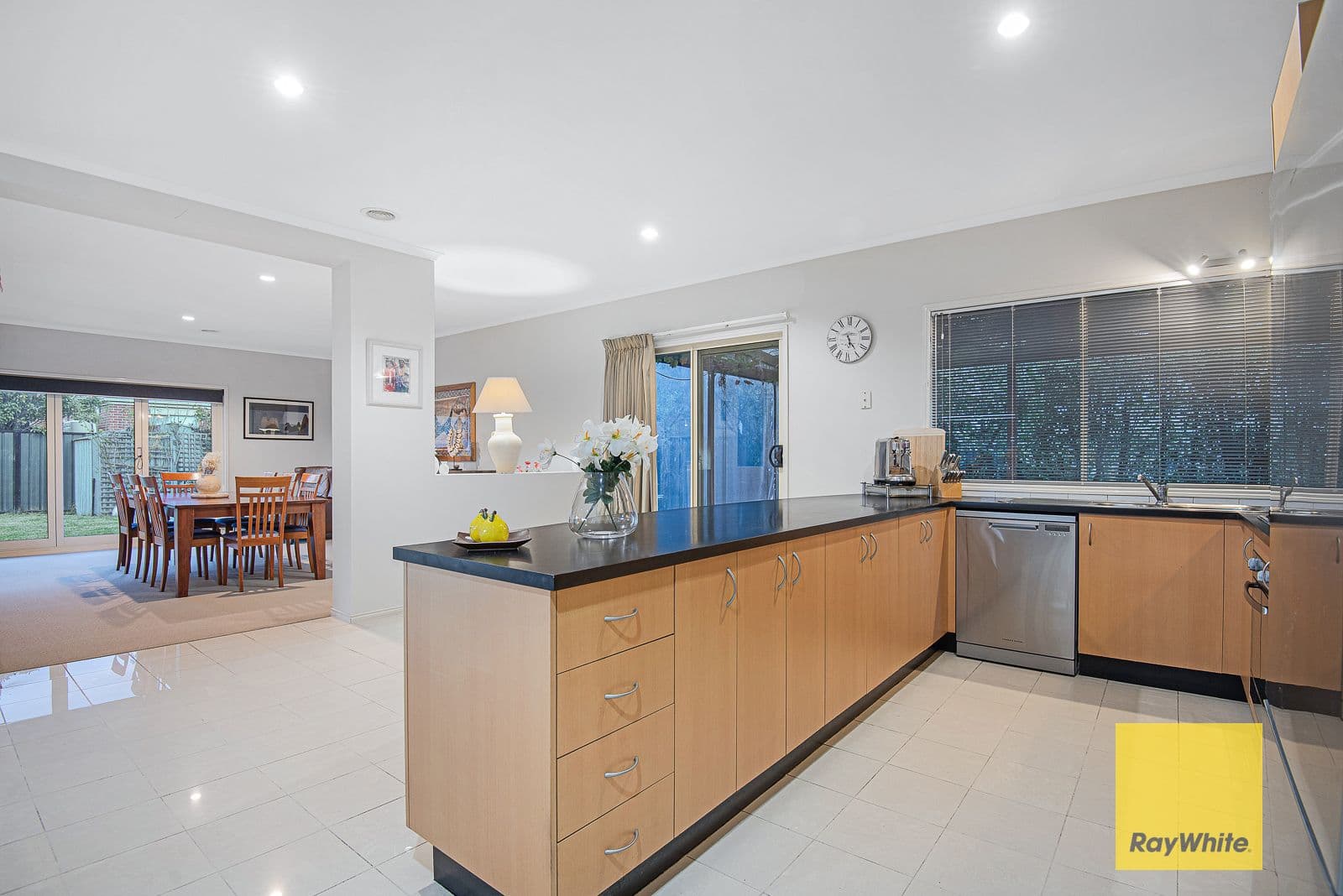 16 Banjo Paterson Circle, Point Cook VIC 3030, Point Cook - Thumbnail 6