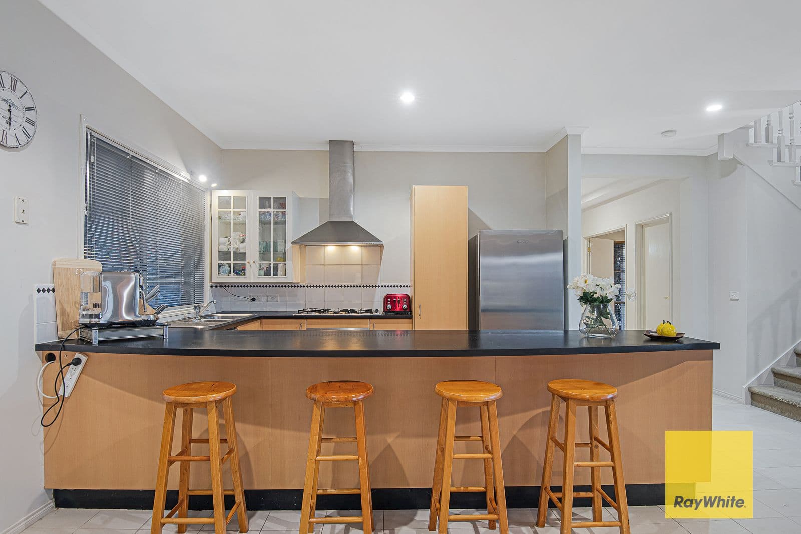 16 Banjo Paterson Circle, Point Cook VIC 3030, Point Cook - Thumbnail 8