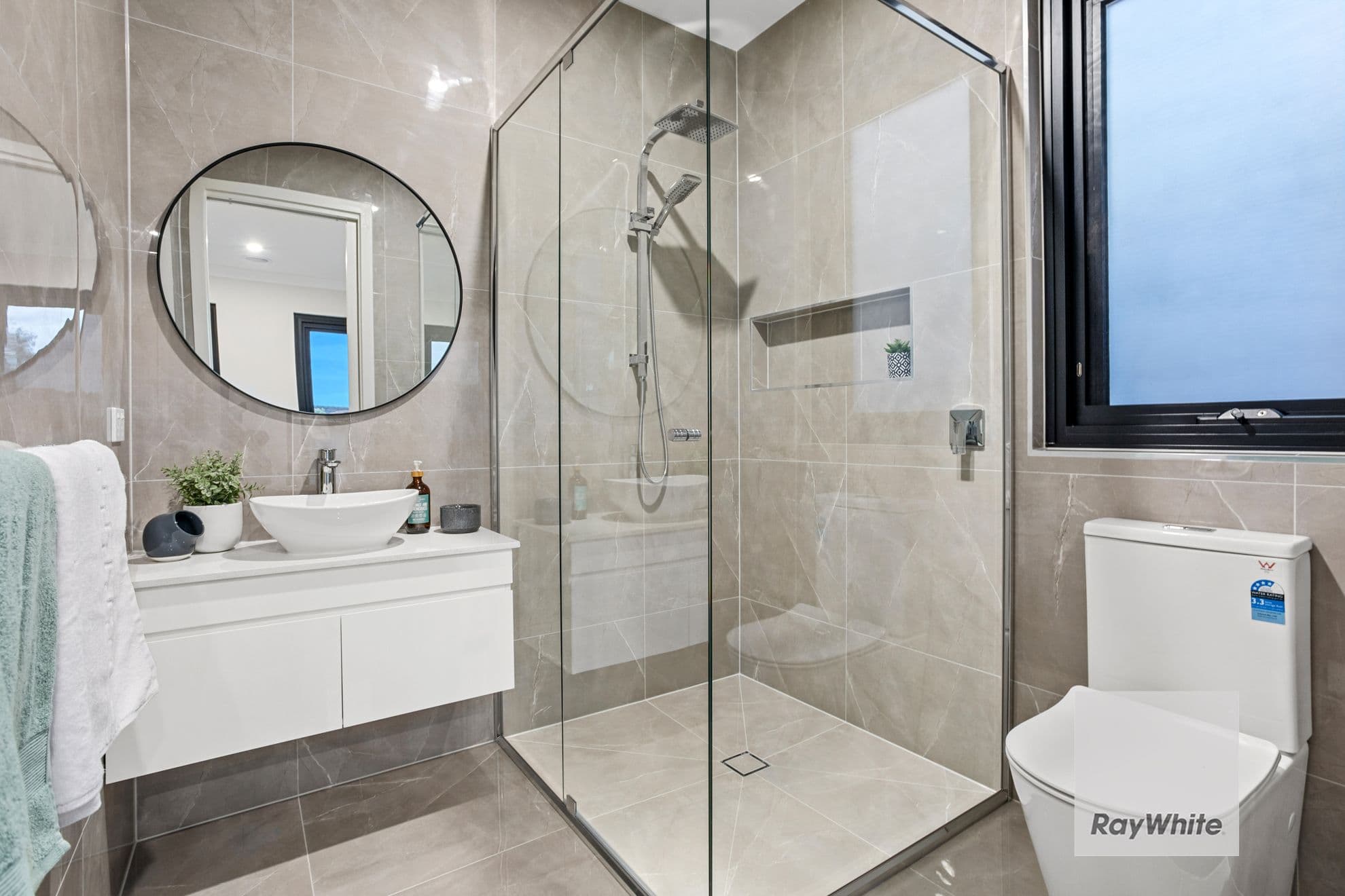 3 Benz Court, Keilor Downs VIC 3038, Keilor Downs - Thumbnail 3