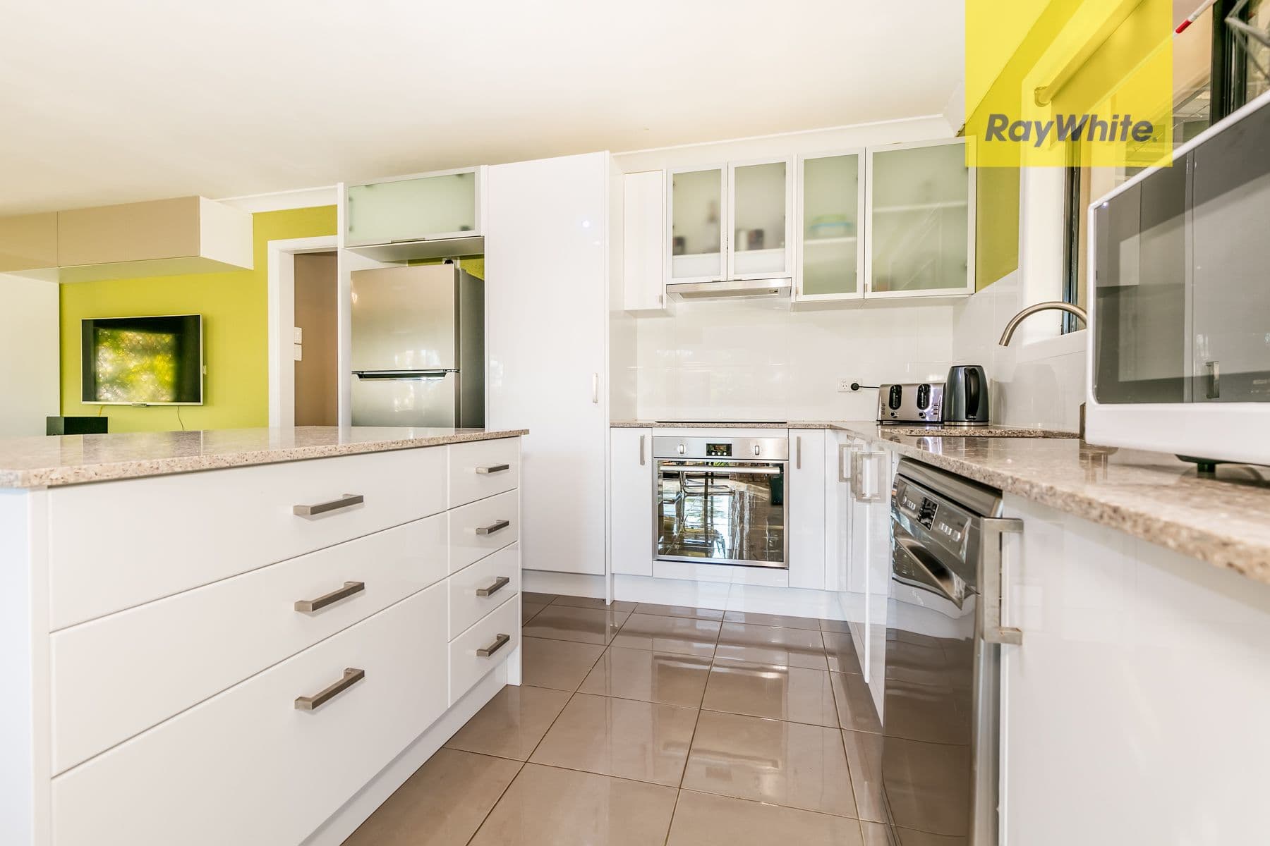 26 Sapium Street, Kingston QLD 4114, Kingston - Thumbnail 2
