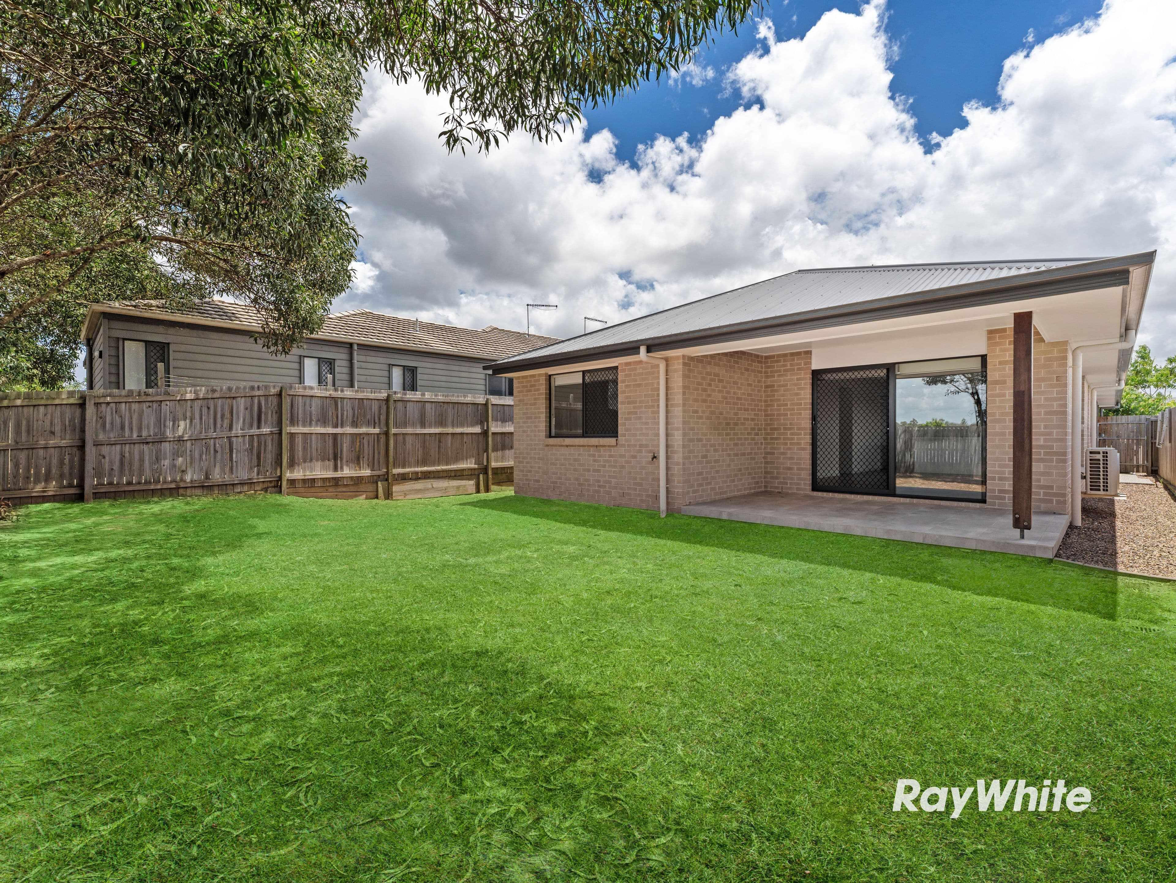 43 Isla Street, Park Ridge QLD 4125, Park Ridge - Thumbnail 2