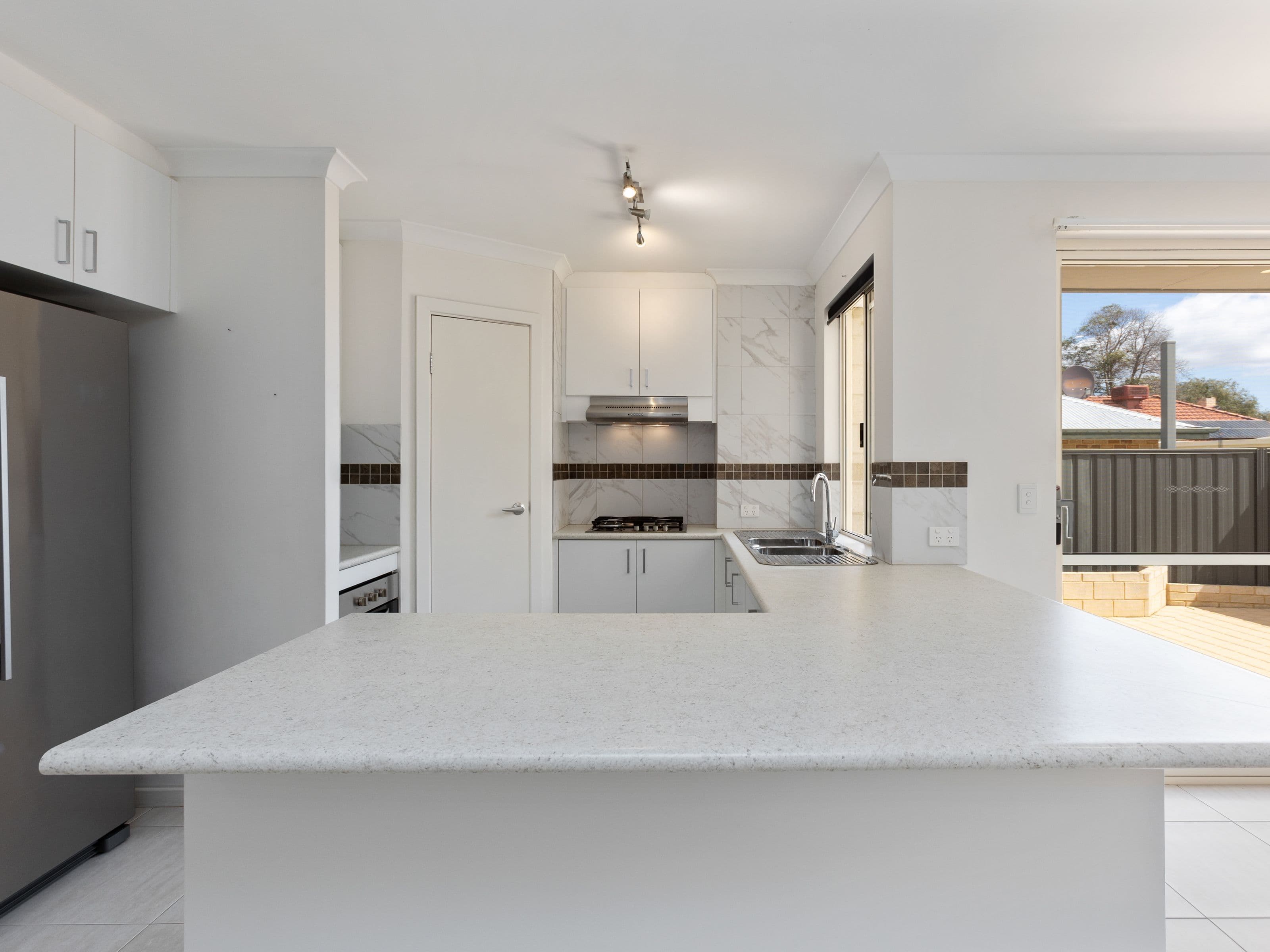2B Bagoda Street, Queens Park WA 6107, Queens Park - Thumbnail 2