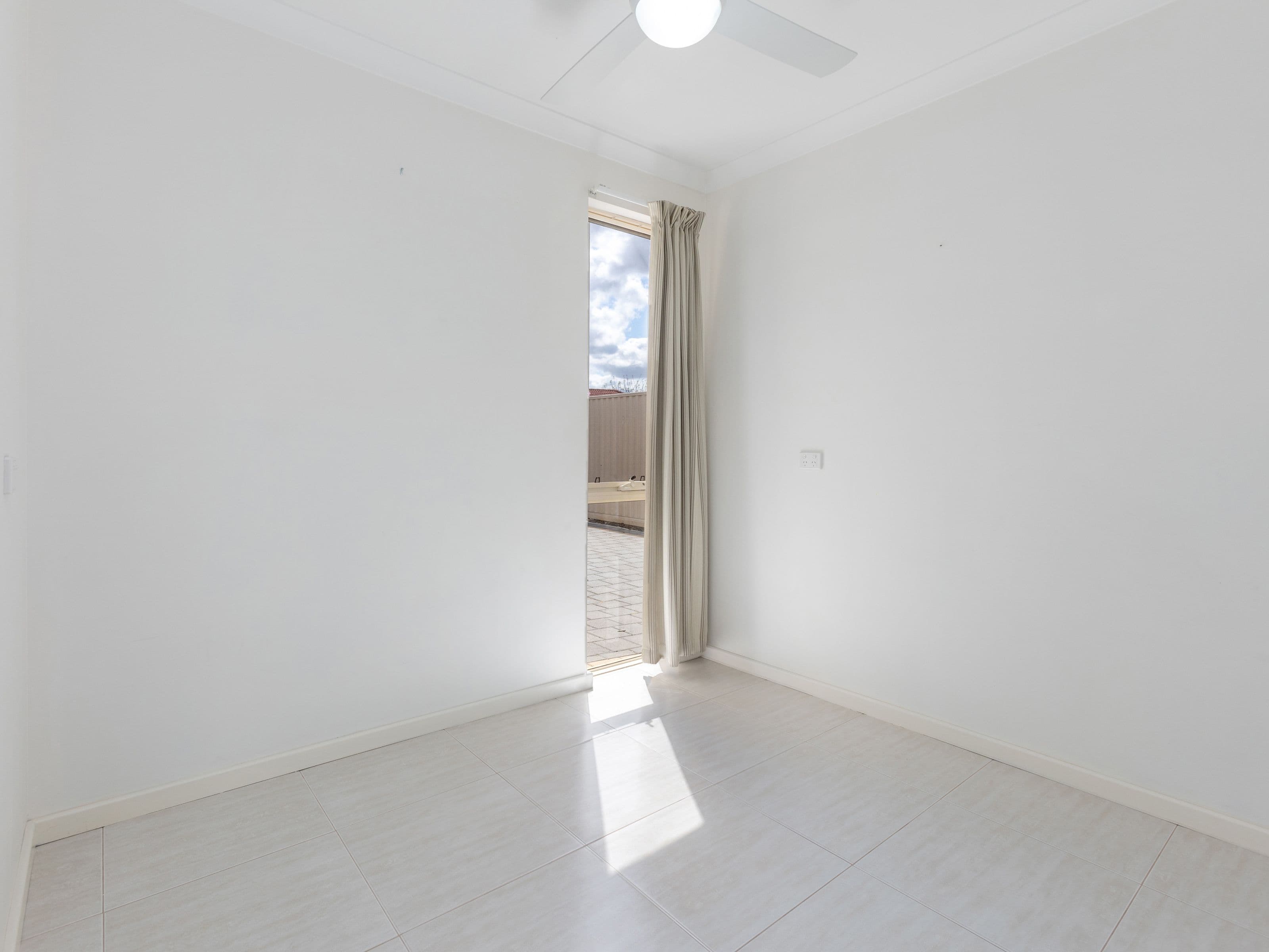 2B Bagoda Street, Queens Park WA 6107, Queens Park - Thumbnail 4