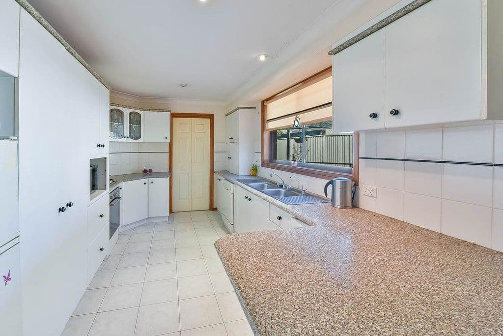 17 Kerema Place, Glenfield NSW 2167, Glenfield - Thumbnail 3