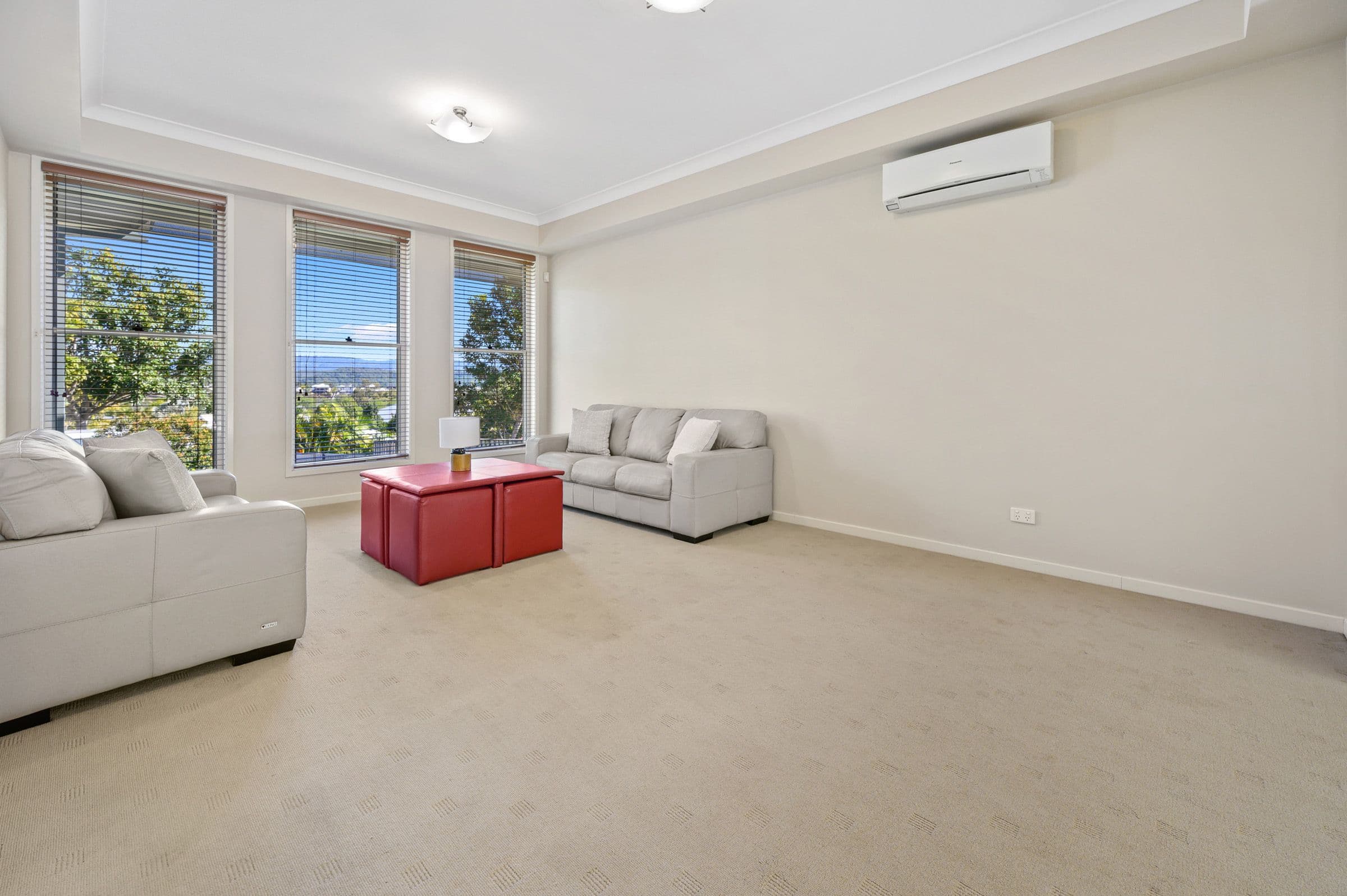 8 Welumba Close, Pacific Pines QLD 4211, Pacific Pines - Thumbnail 4