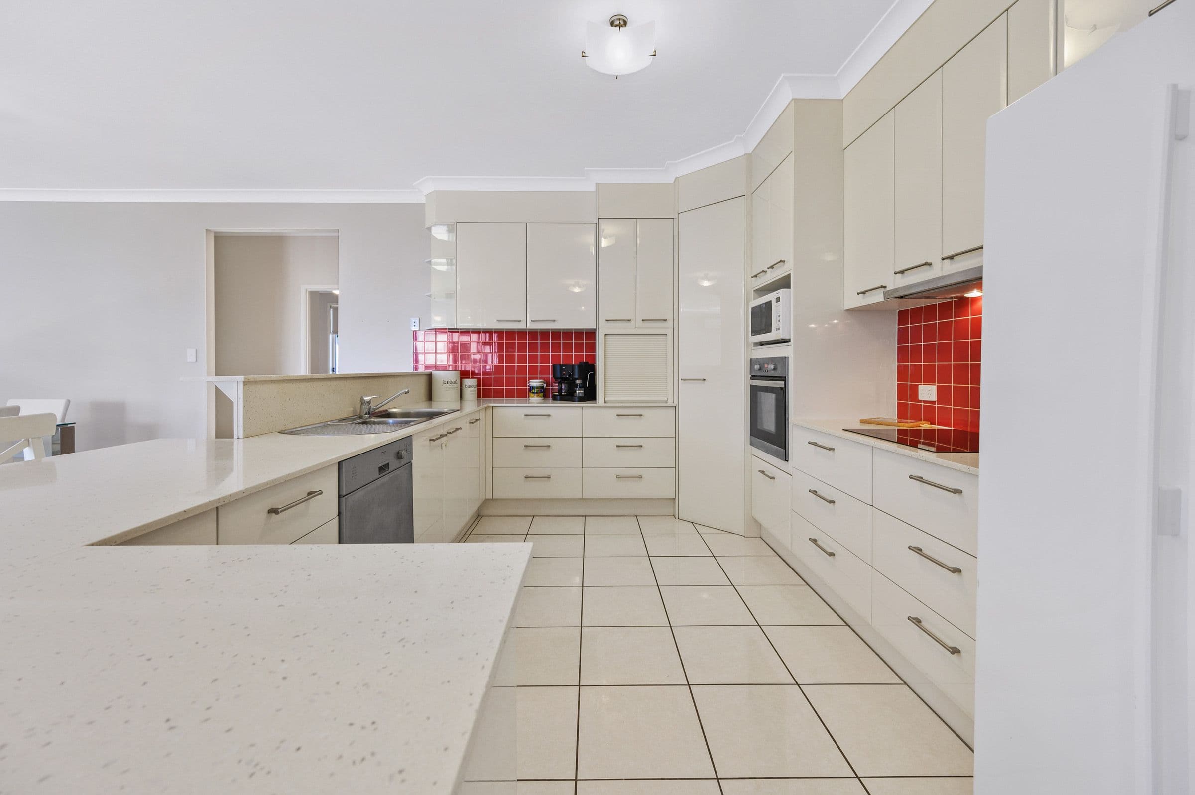 8 Welumba Close, Pacific Pines QLD 4211, Pacific Pines - Thumbnail 5