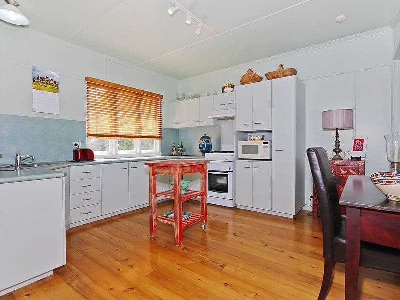 10 Miller Street, WAVELL HEIGHTS QLD 4012, Wavell Heights - Thumbnail 4
