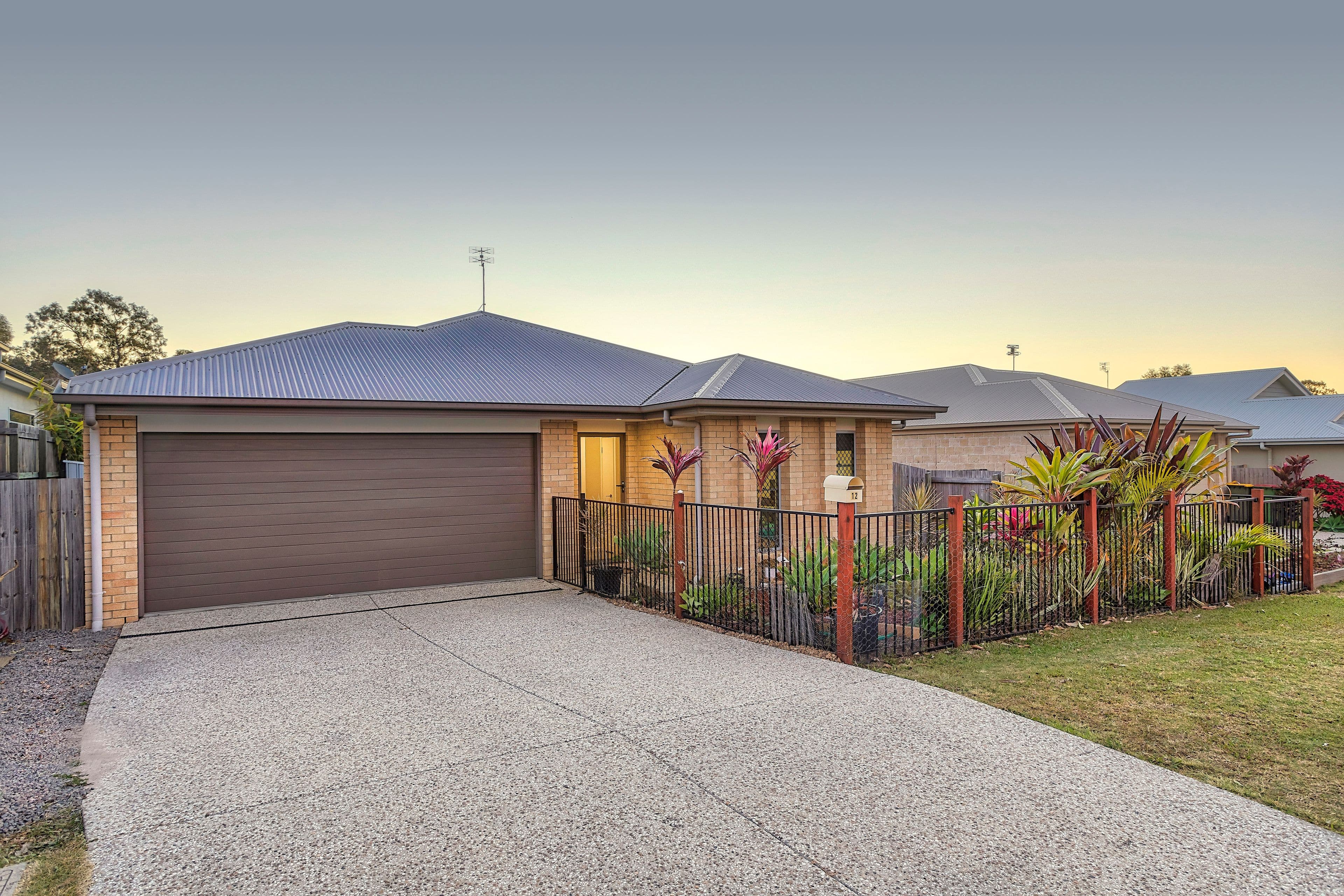 12 Parkview Drive, Little Mountain QLD 4551, Little Mountain - Thumbnail 2