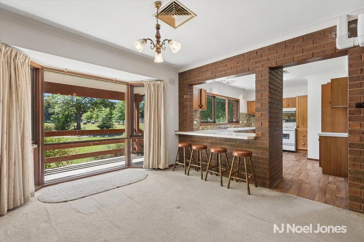13 Paynes Road, Chirnside Park - Thumbnail 4