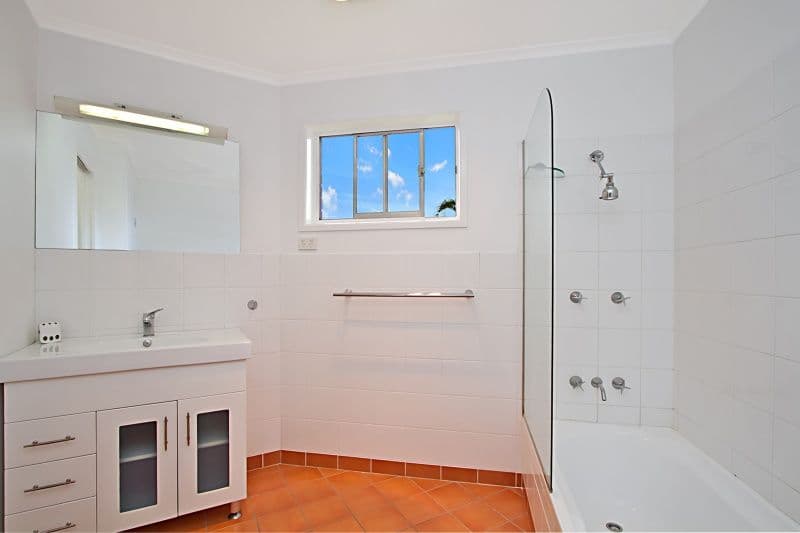 8 Gamble Street, WAVELL HEIGHTS QLD 4012, Wavell Heights - Thumbnail 5