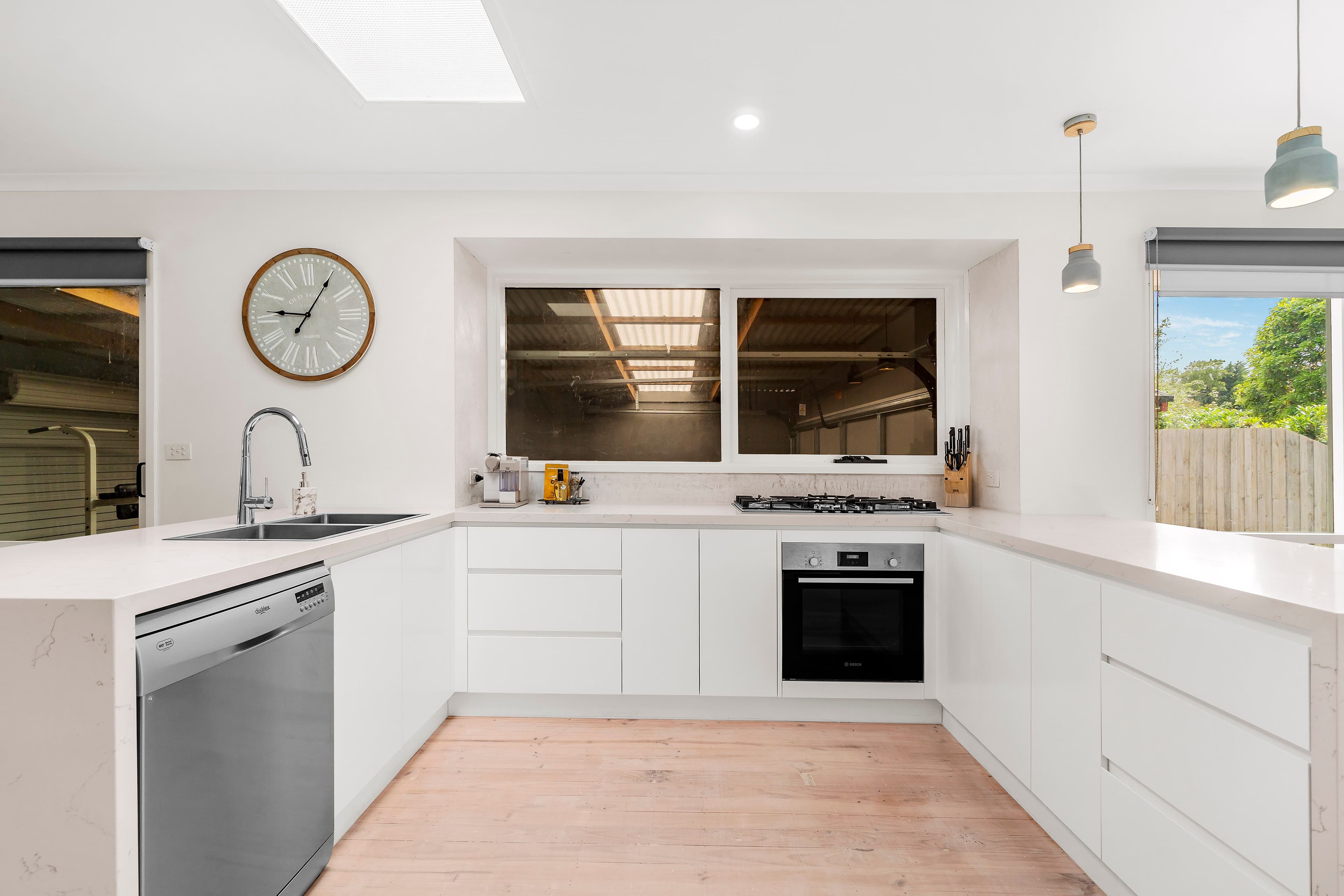9 Sullivan Avenue, Lysterfield VIC 3156, Lysterfield - Thumbnail 2