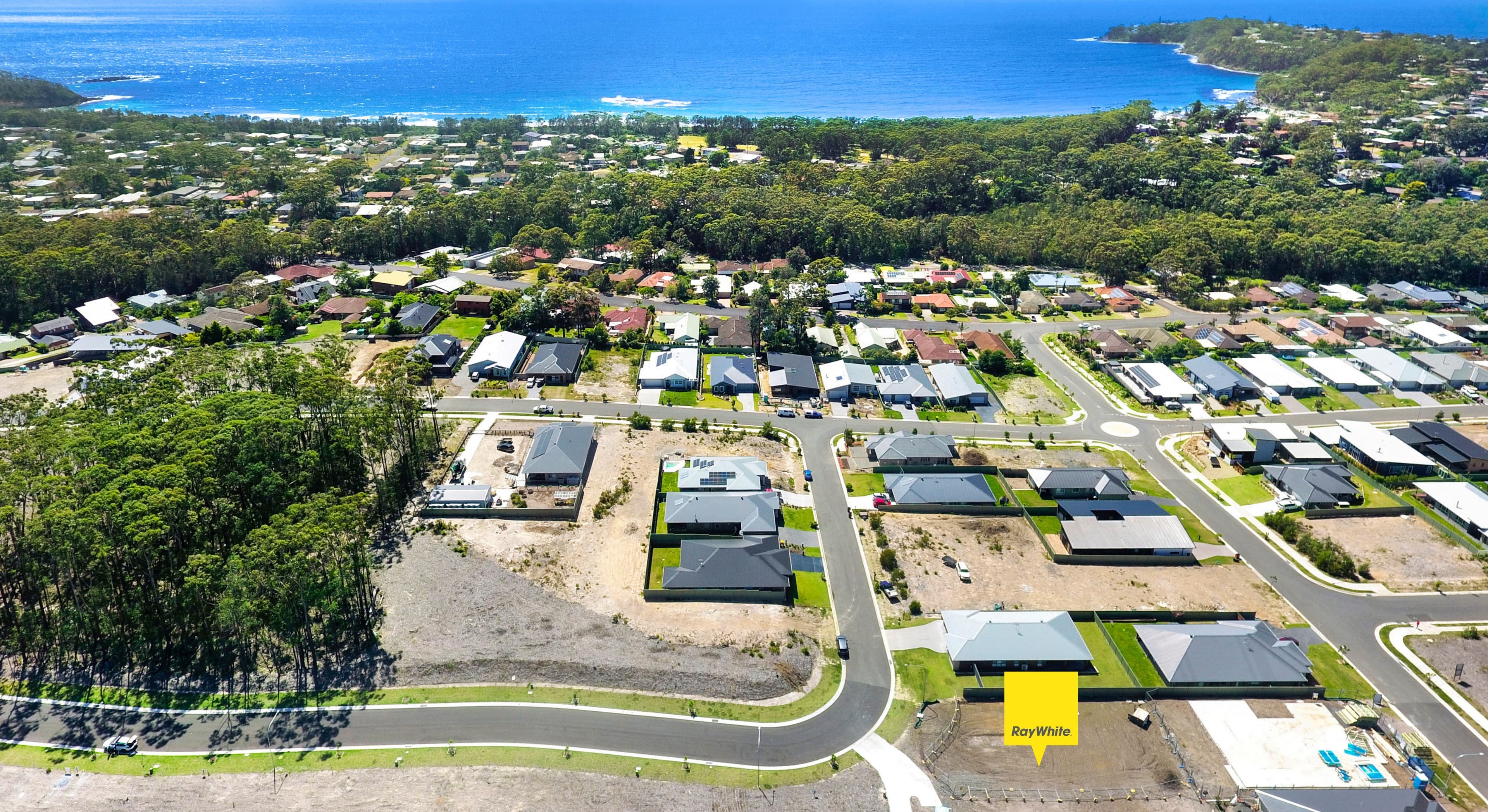 11 Iluka Crescent, Narrawallee NSW 2539, Narrawallee - Thumbnail 2