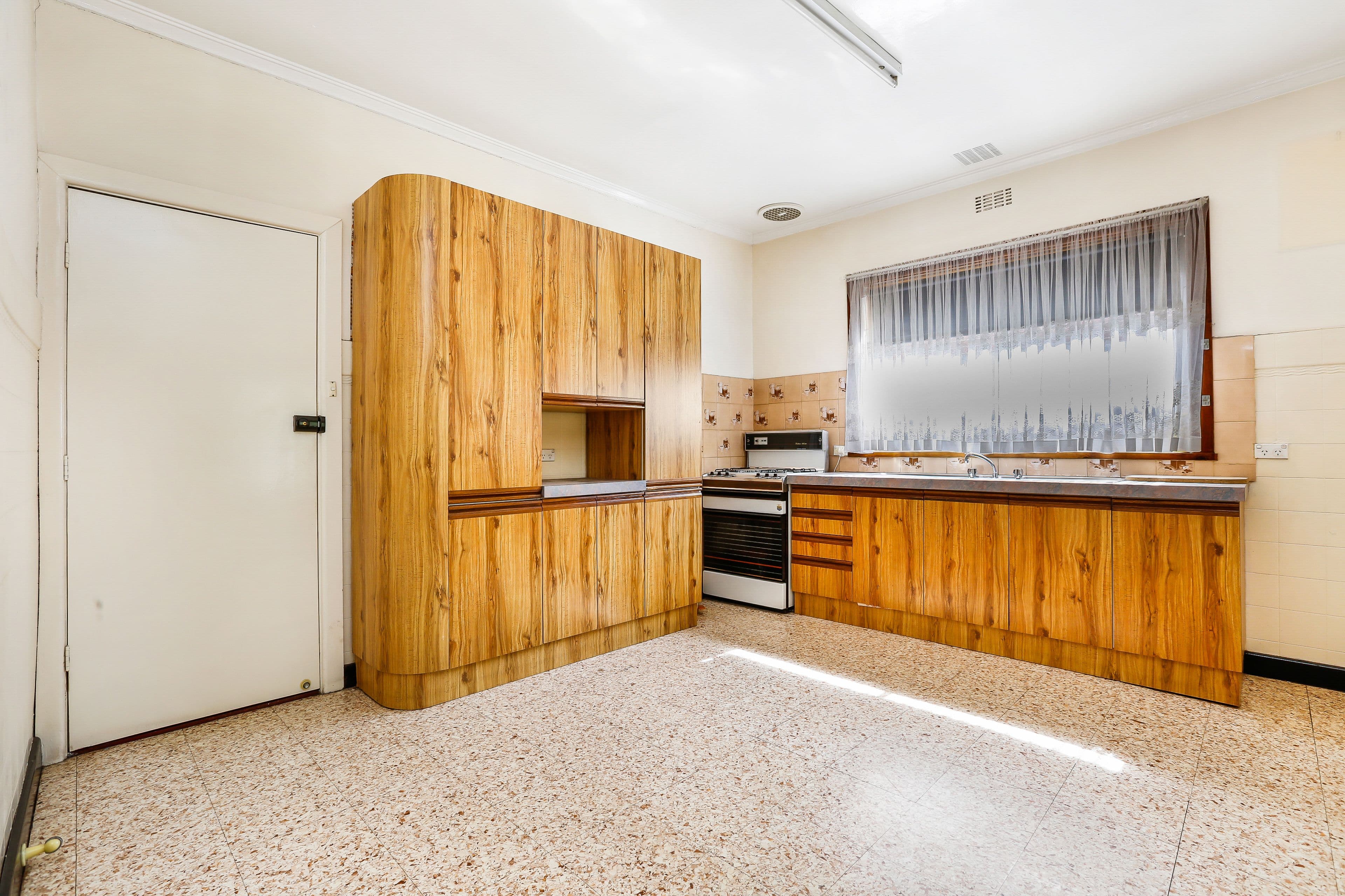 15 Merbein Street, Pascoe Vale VIC 3044, Pascoe Vale - Thumbnail 4