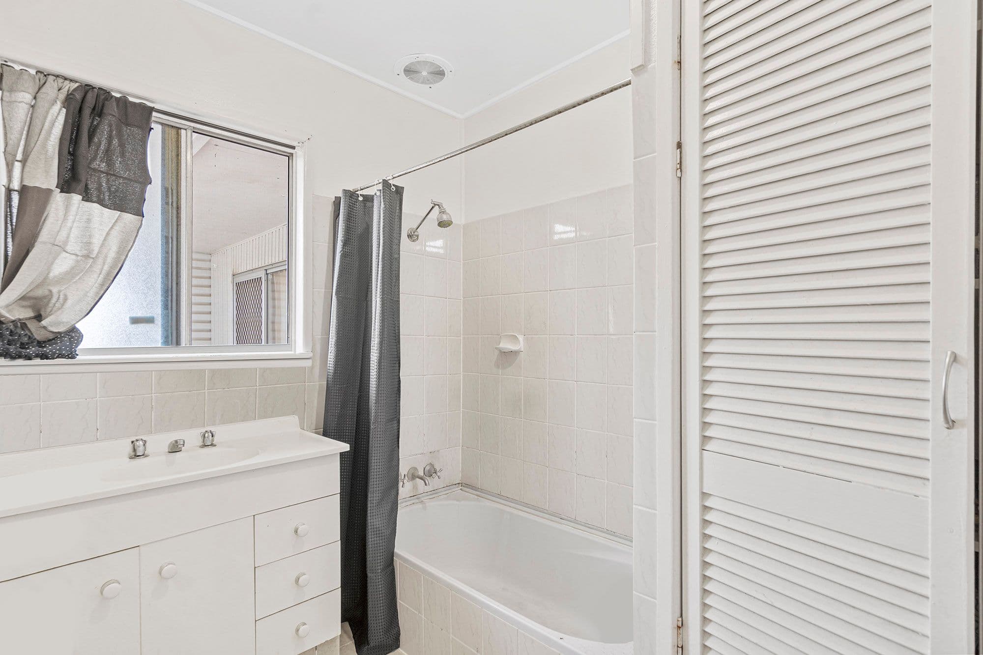 11 Mawson Street, Woodridge QLD 4114, Woodridge - Thumbnail 5