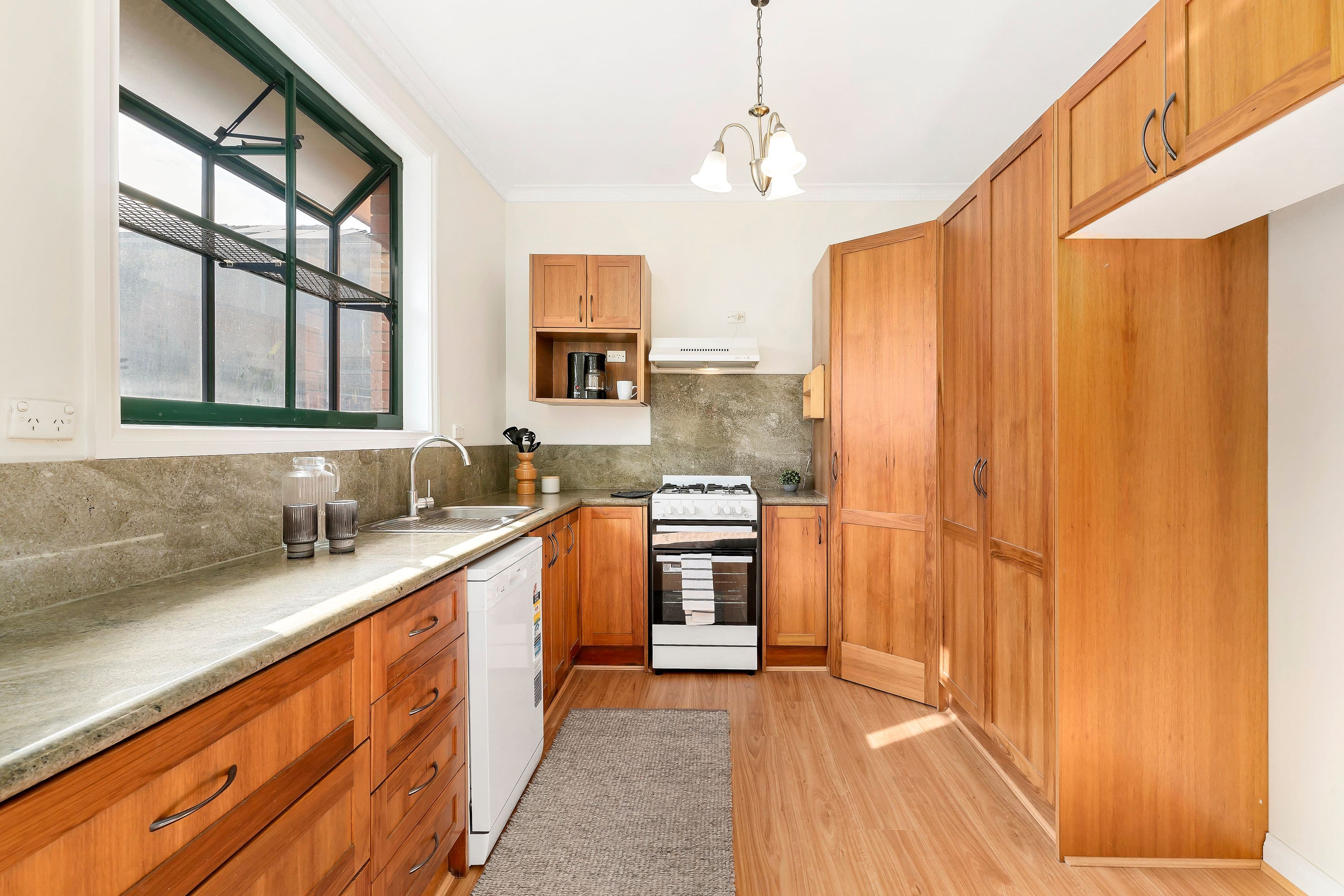 112 Hilton Street, Glenroy VIC 3046, Glenroy - Thumbnail 4