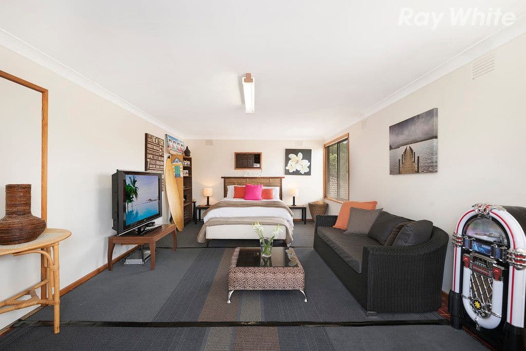 8 Jannali Drive, Dingley Village VIC 3172, Dingley Village - Thumbnail 3