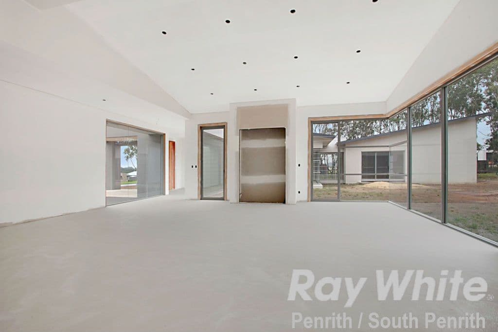 13 Twin Creeks Drive, Luddenham NSW 2745, Luddenham - Thumbnail 6