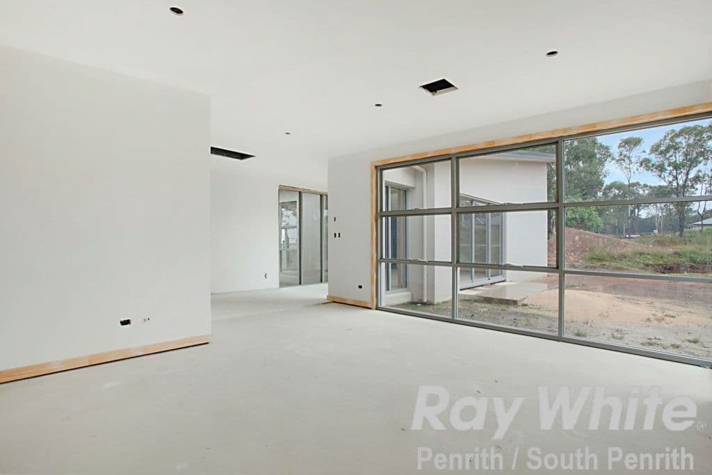 13 Twin Creeks Drive, Luddenham NSW 2745, Luddenham - Thumbnail 8