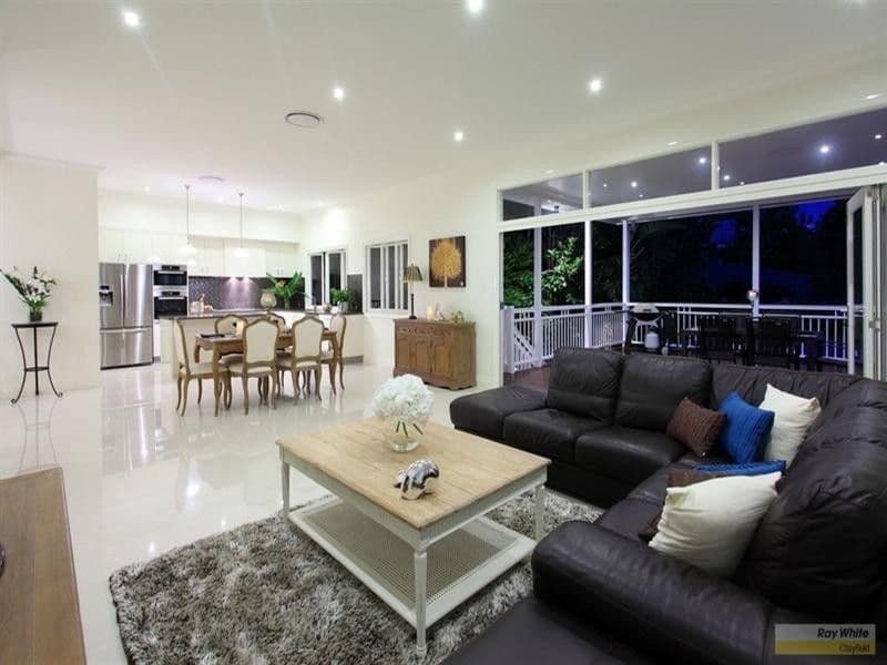 8 Royal Terrace, HAMILTON QLD 4007, Hamilton - Thumbnail 2