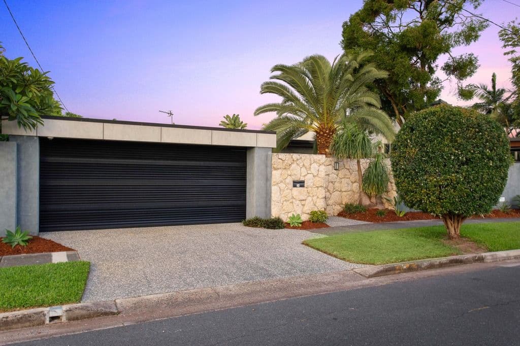 34 Allambi Avenue, Broadbeach Waters QLD 4218, Broadbeach Waters - Image 1