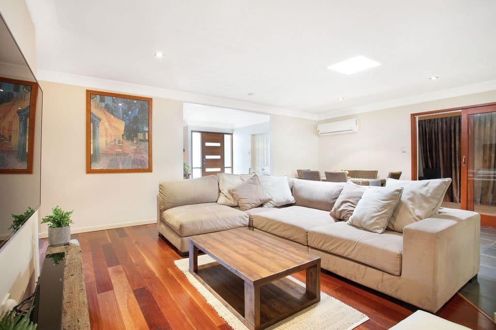 34 Allambi Avenue, Broadbeach Waters QLD 4218, Broadbeach Waters - Thumbnail 4
