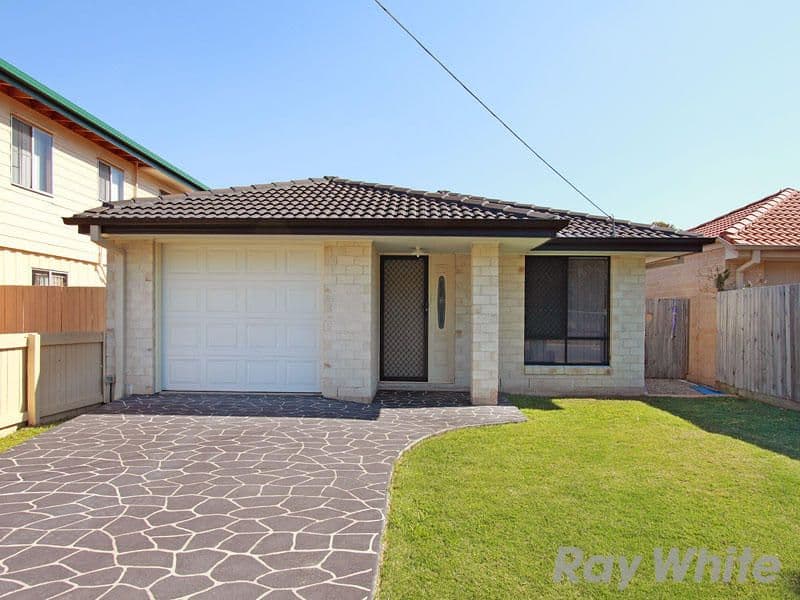 33 Aberdeen Parade, BOONDALL QLD 4034, Boondall - Image 1