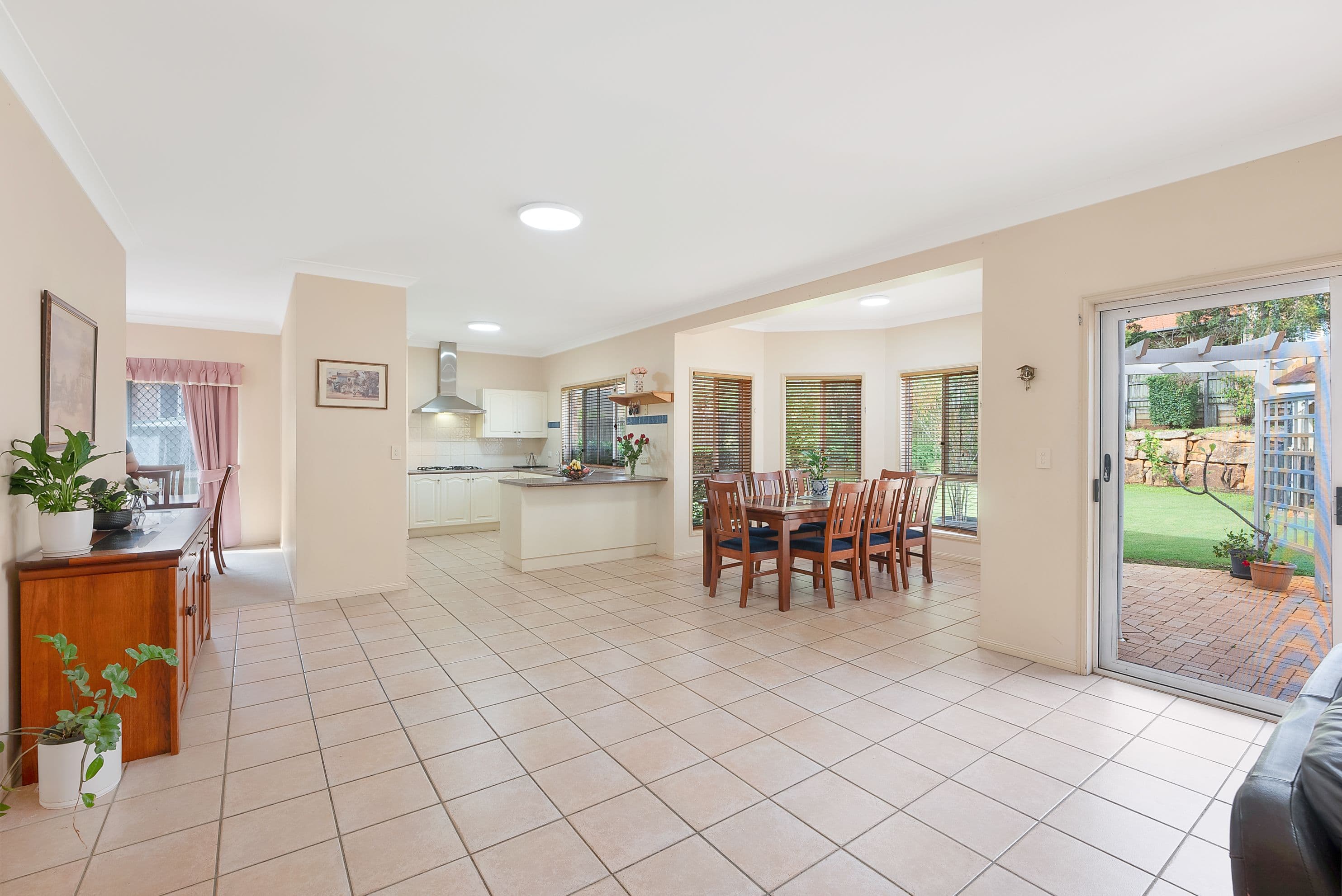 112 Bangalow Street, Bridgeman Downs QLD 4035, Bridgeman Downs - Thumbnail 4