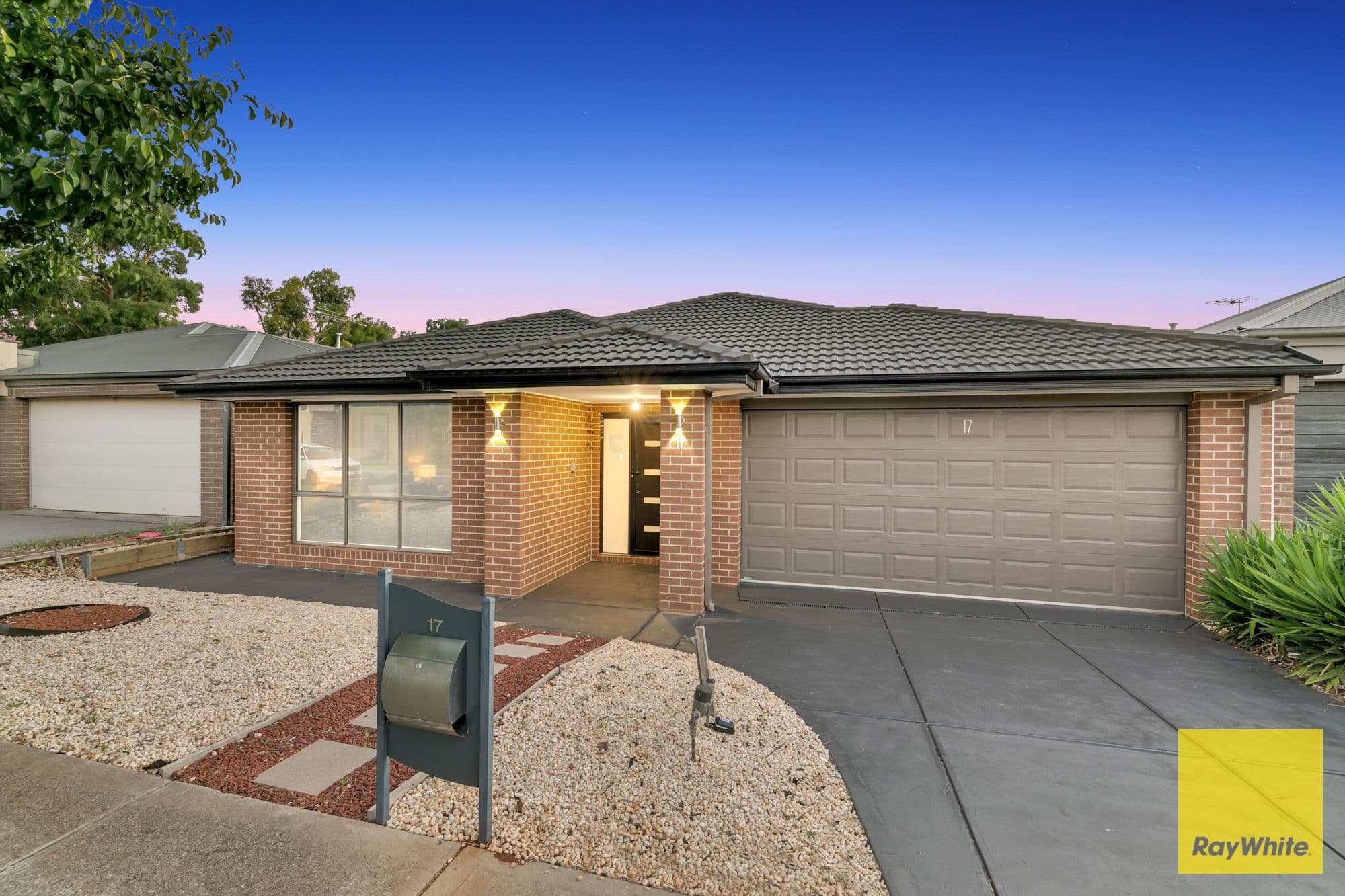 17 Brimstone Drive, Tarneit VIC 3029, Tarneit - Thumbnail 2