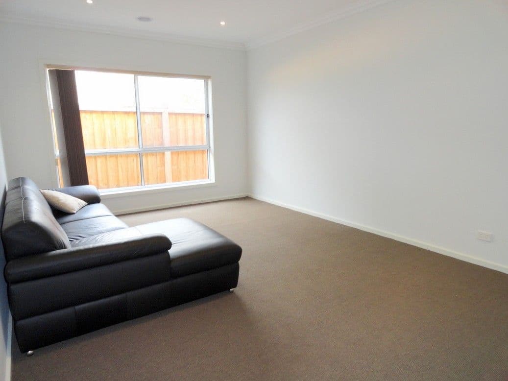2 Poets Court, MERNDA VIC 3754, Mernda - Thumbnail 6