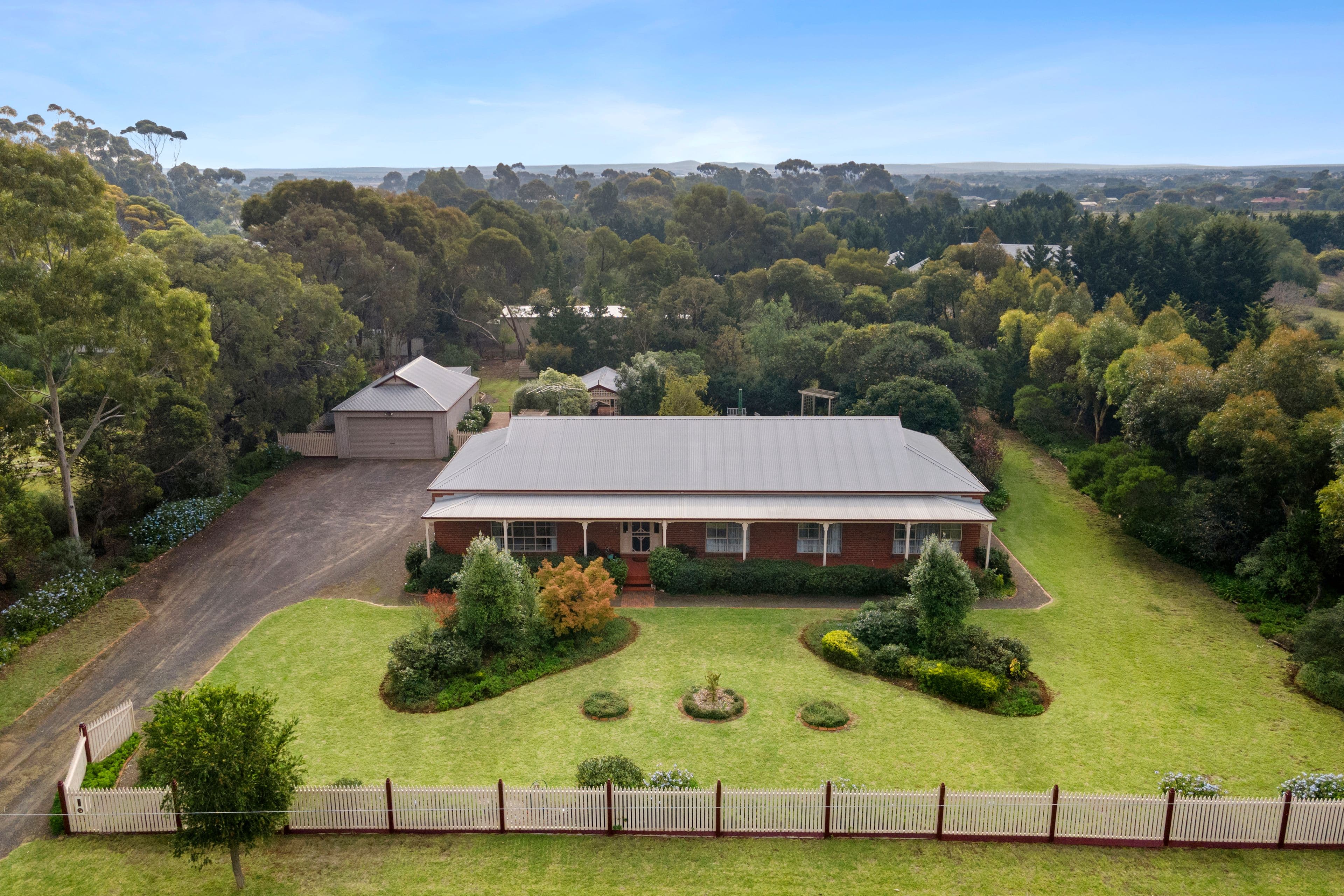 1 Wongalea Drive, Lara VIC 3212, Lara - Thumbnail 2