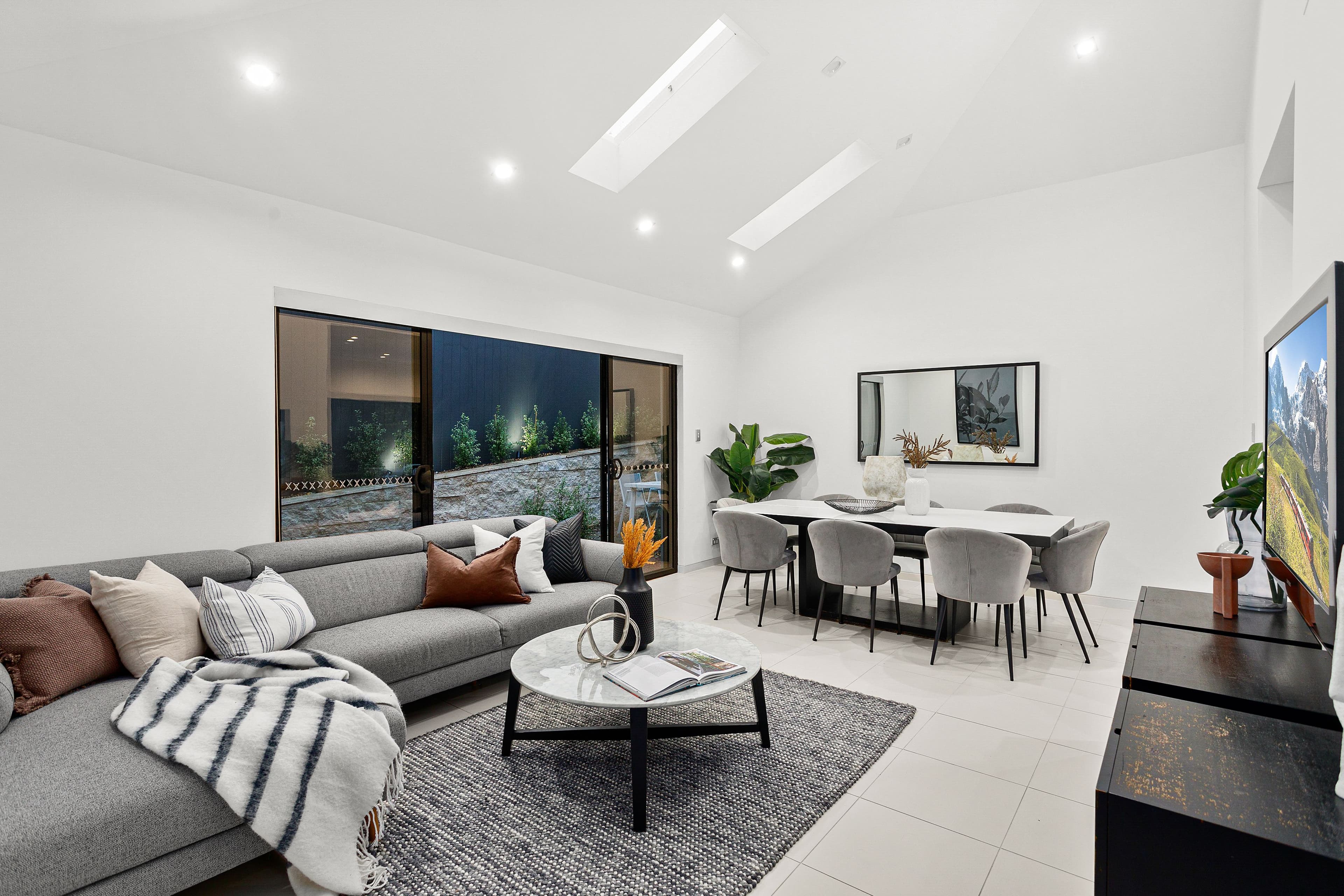 19 Gungah Bay Road, Oatley NSW 2223, Oatley - Thumbnail 2