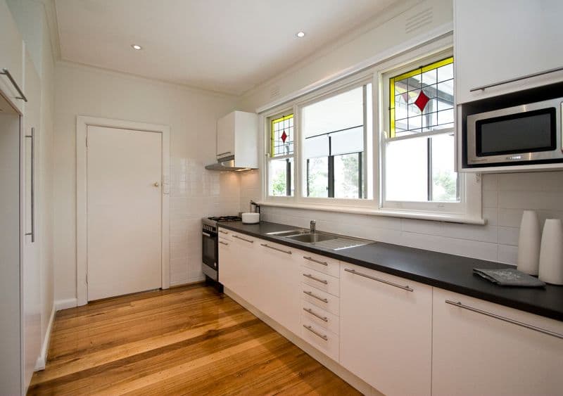 6 Interlaken Parade, ROSANNA VIC 3084, Rosanna - Thumbnail 4