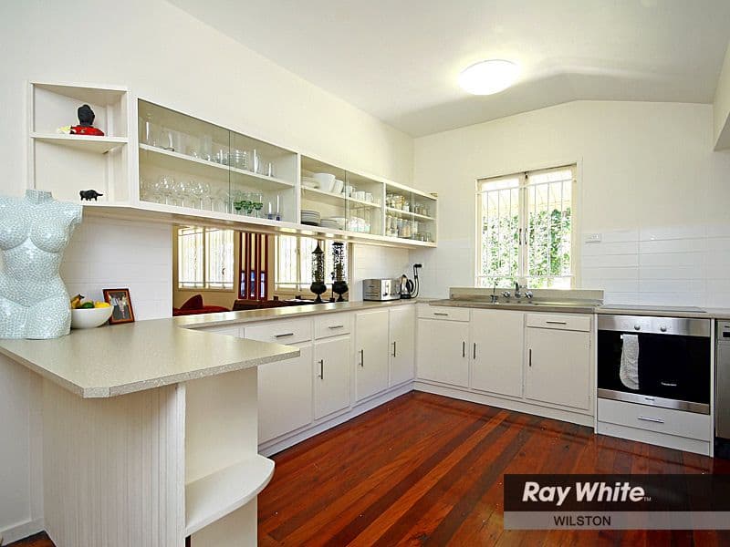 98 Lamont Road, WILSTON QLD 4051, Wilston - Thumbnail 4