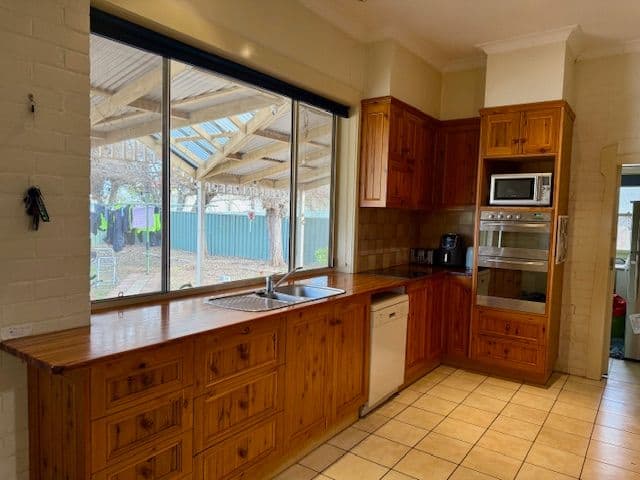 15 Evelyn Street, Corowa NSW 2646, Corowa - Thumbnail 4