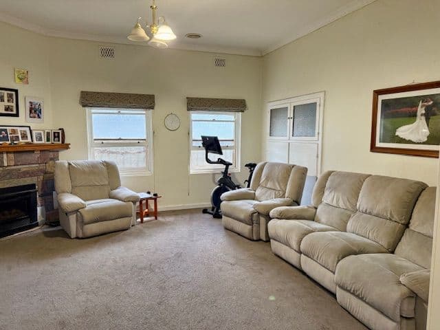 15 Evelyn Street, Corowa NSW 2646, Corowa - Thumbnail 6