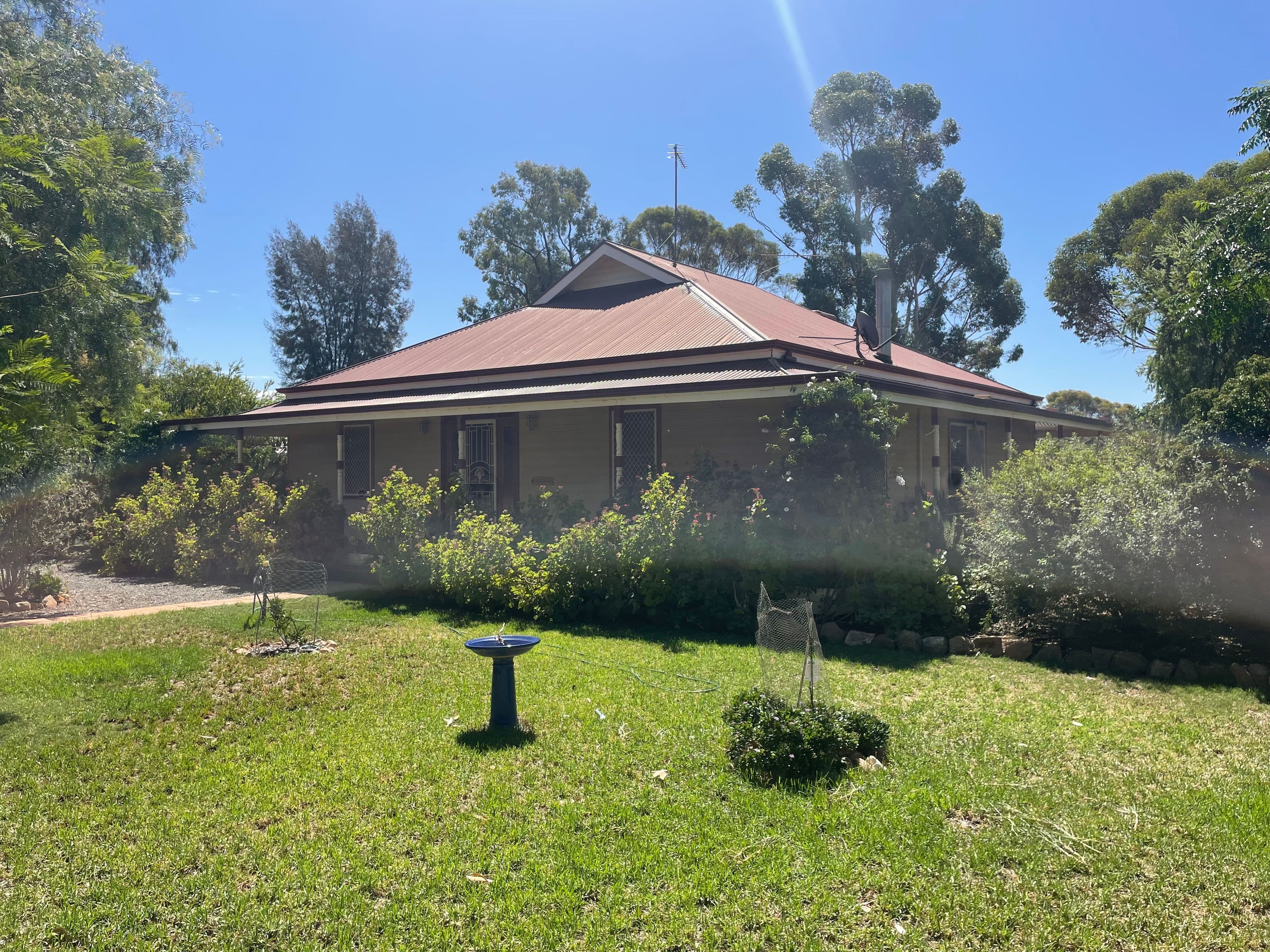 25 Charles Street, Yacka SA 5470, Yacka - Image 1