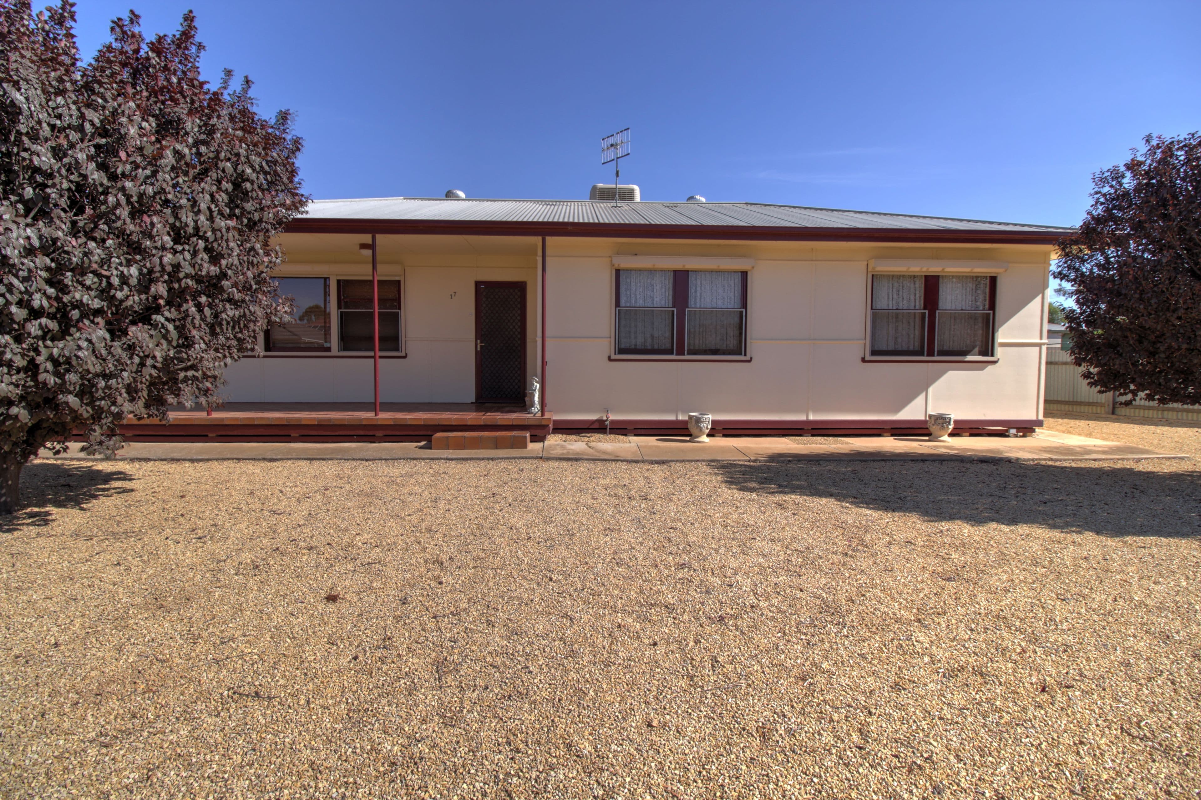 17 Anderson Street, Barmera SA 5345, Barmera - Image 1