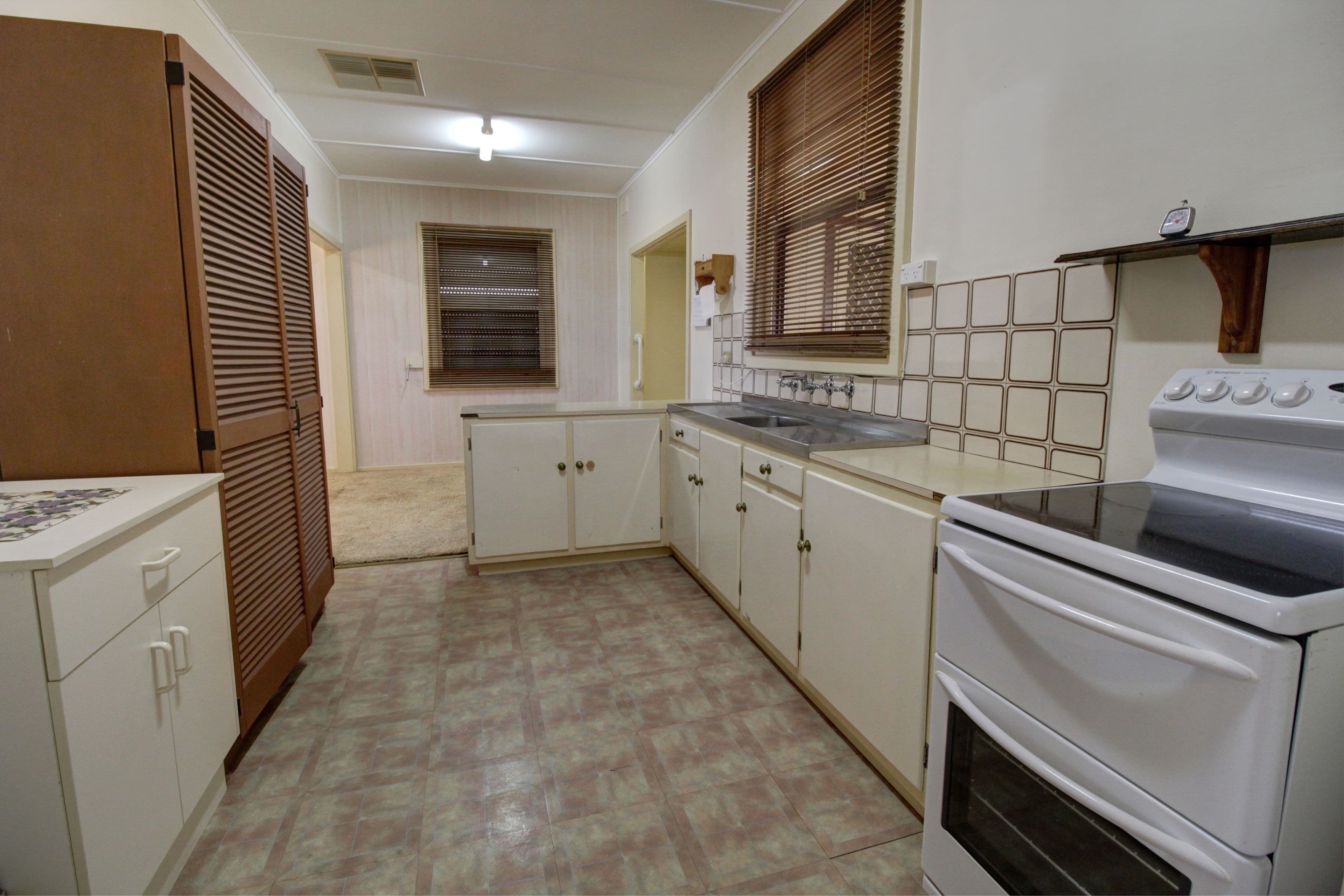 17 Anderson Street, Barmera SA 5345, Barmera - Thumbnail 6