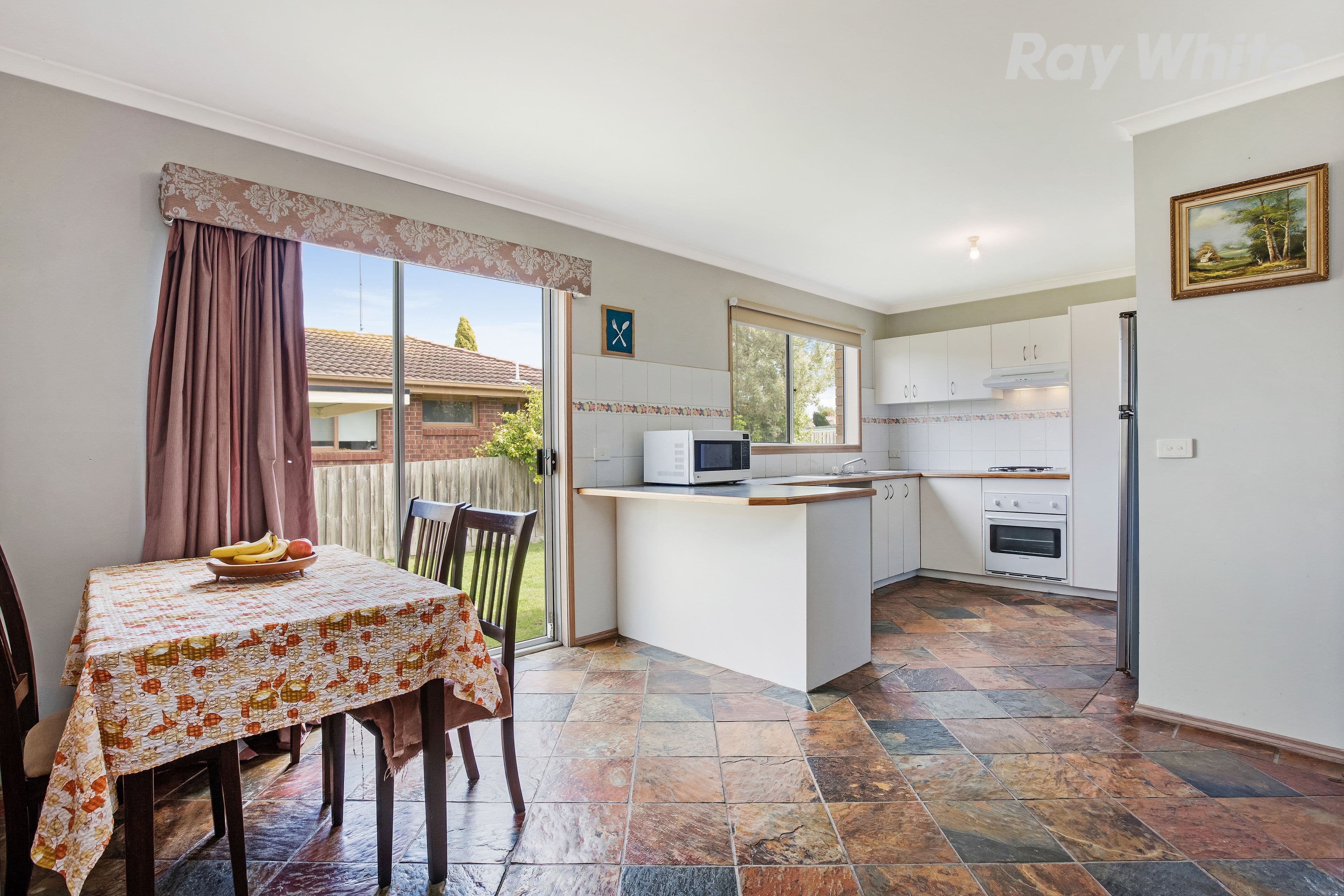 12 Kara Court, Pakenham VIC 3810, Pakenham - Thumbnail 5