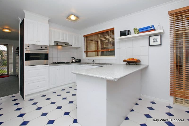 21 Parkhaven Avenue, KINGSBURY VIC 3083, Kingsbury - Thumbnail 3