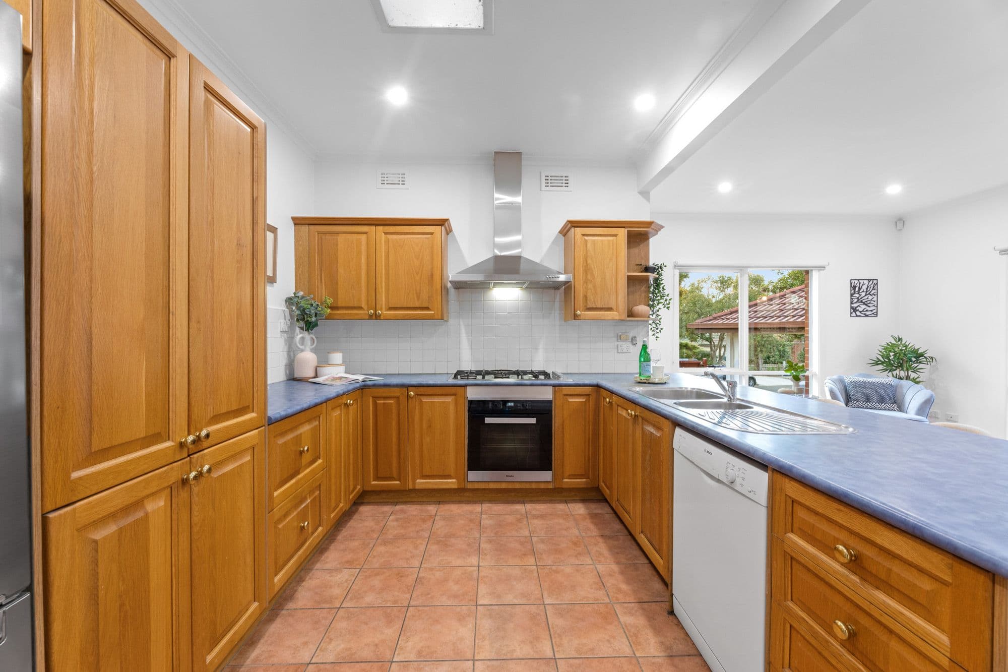 11 Mansfield Street, Blackburn South VIC 3130, Blackburn South - Thumbnail 7