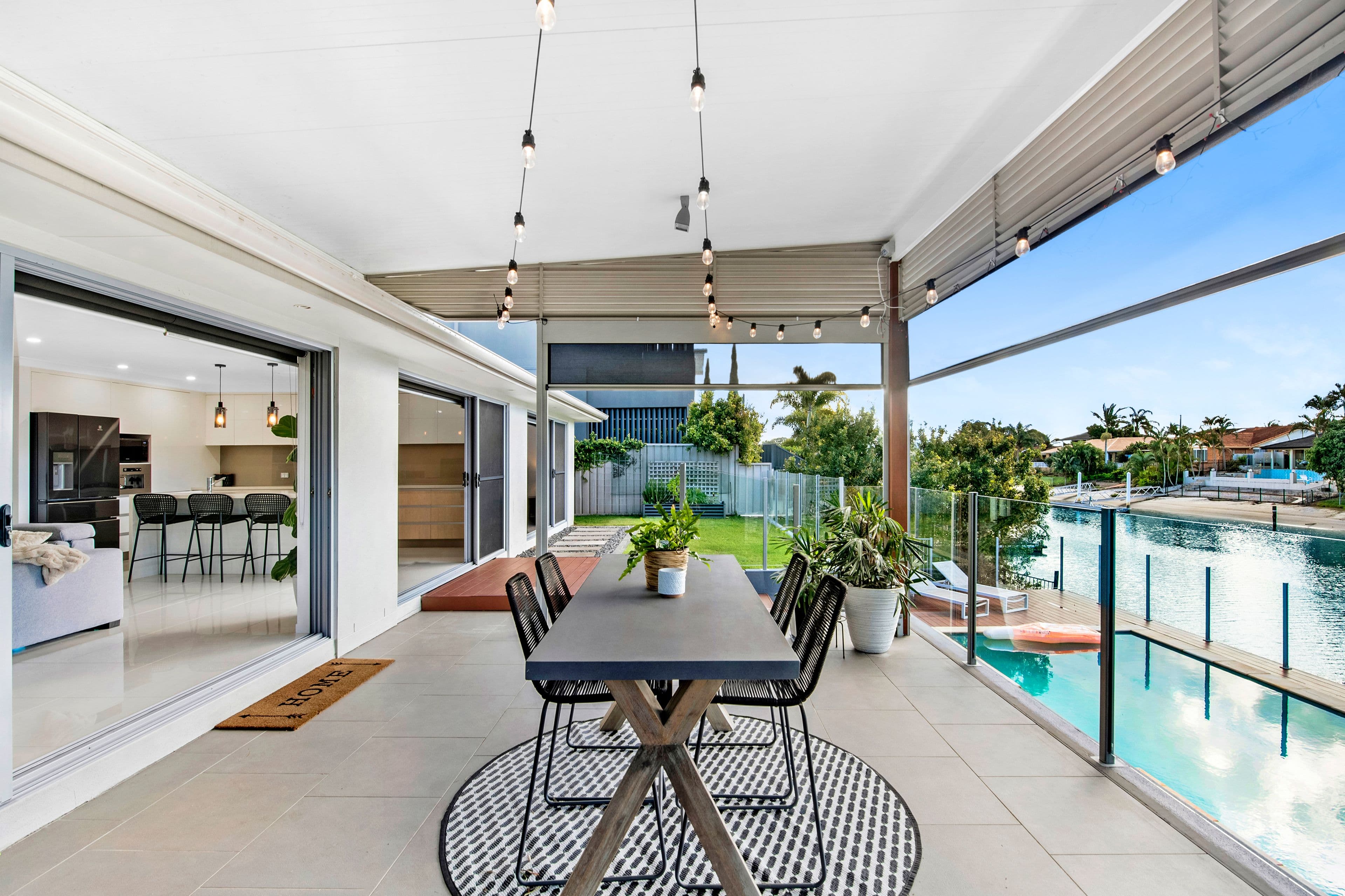 15 Bombala Street, Broadbeach Waters QLD 4218, Broadbeach Waters - Thumbnail 3