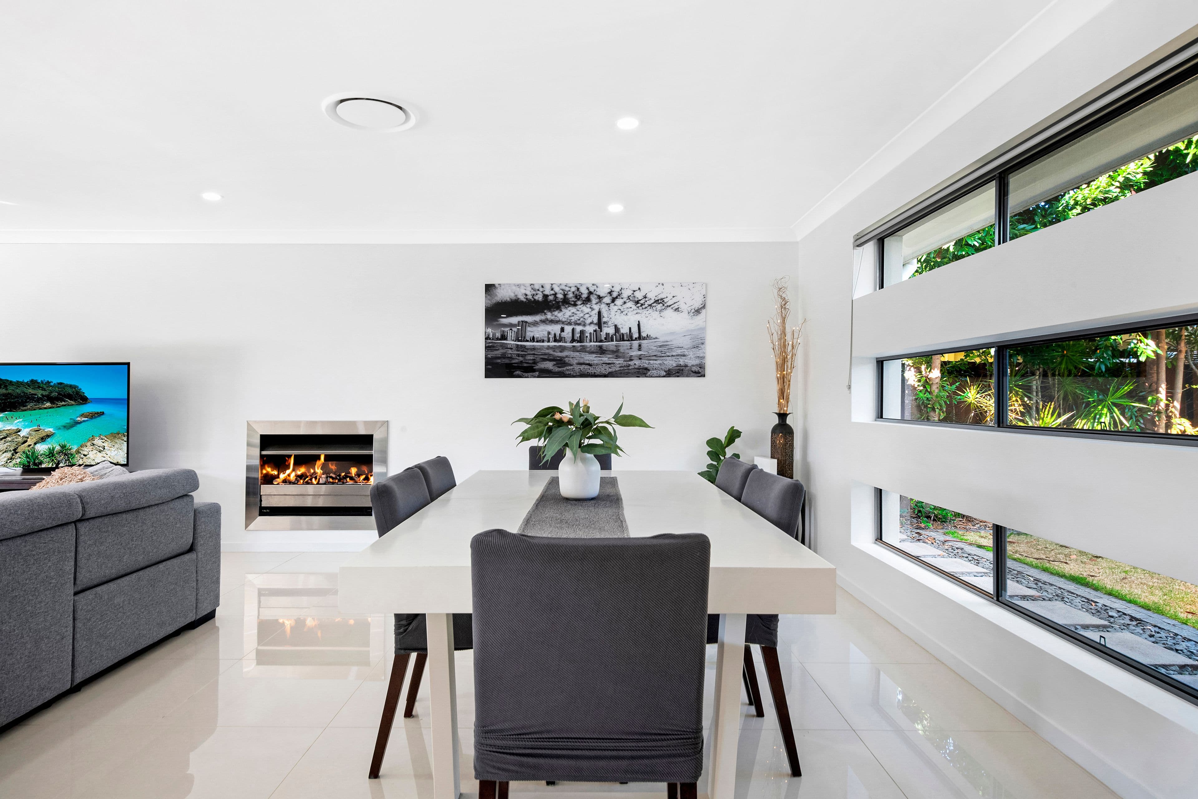 15 Bombala Street, Broadbeach Waters QLD 4218, Broadbeach Waters - Thumbnail 5